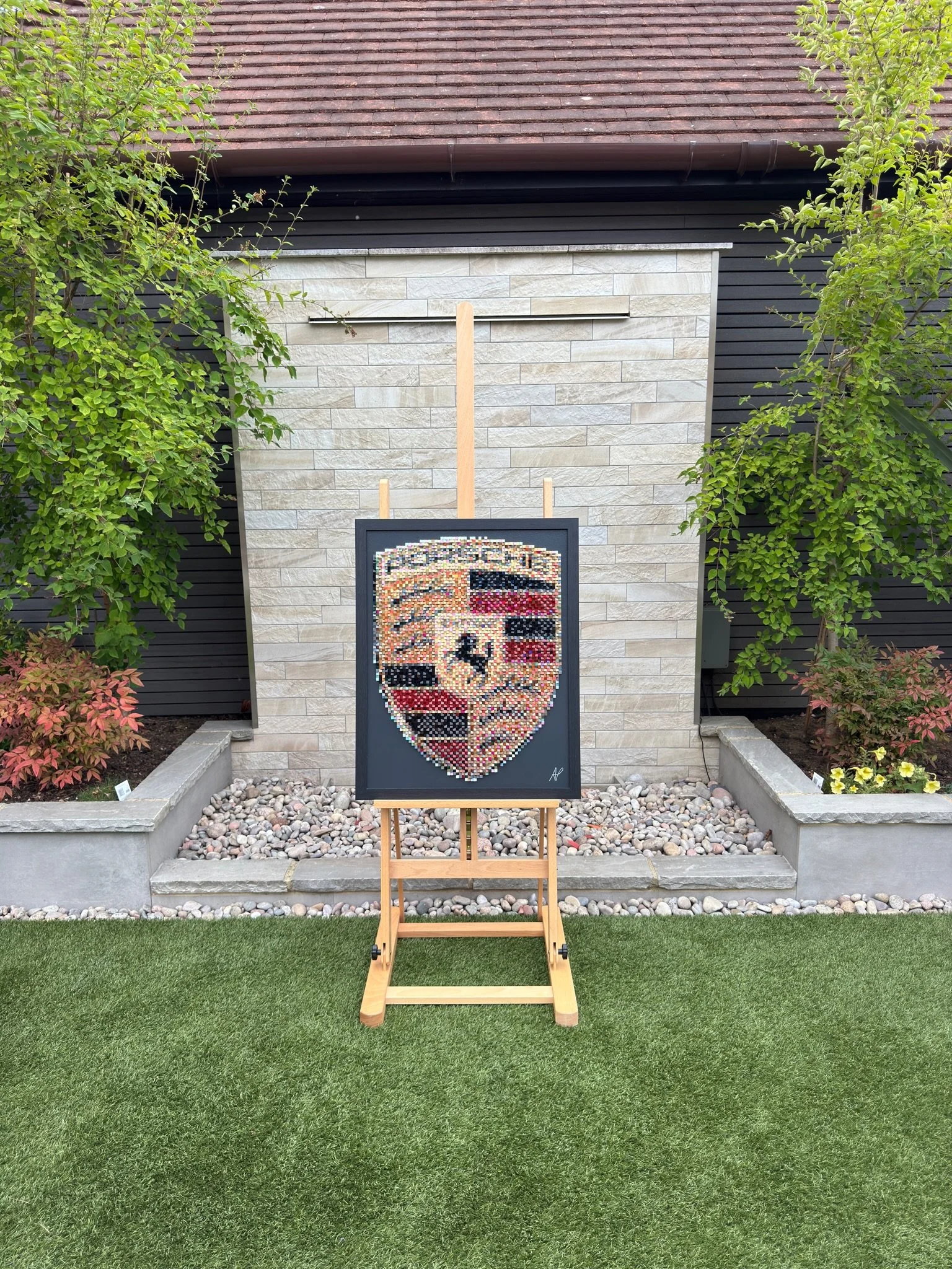 Porsche Crest