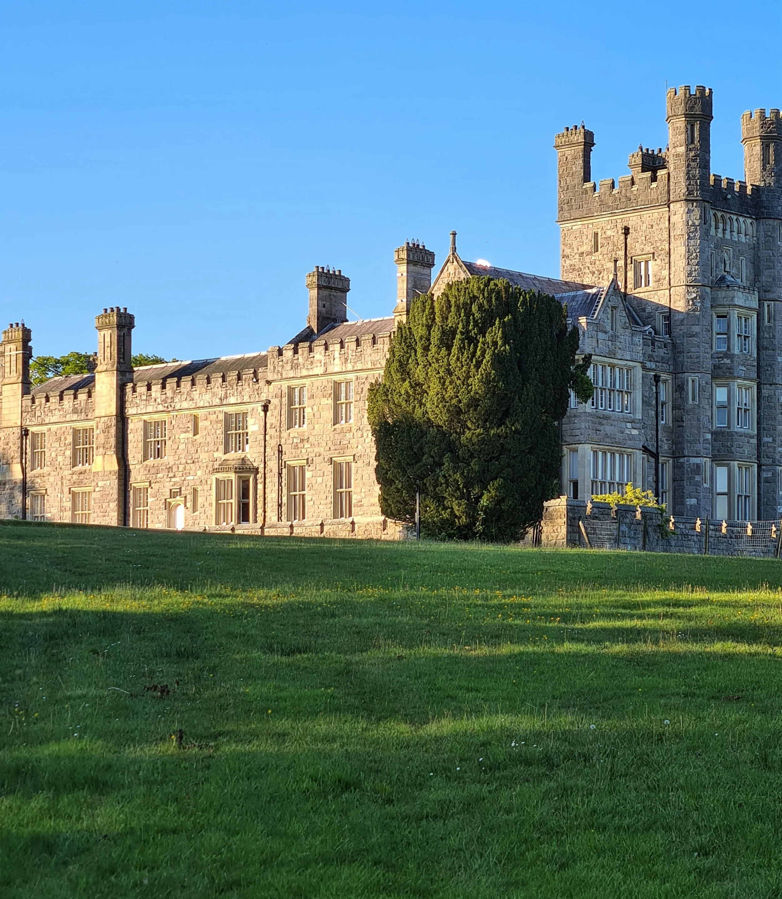 Crom Castle, Co Fermanagh 1.jpg