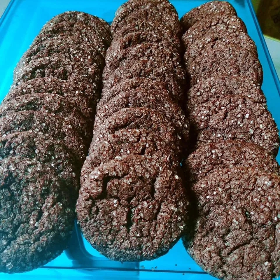 chocolate crackle cookies.jpg