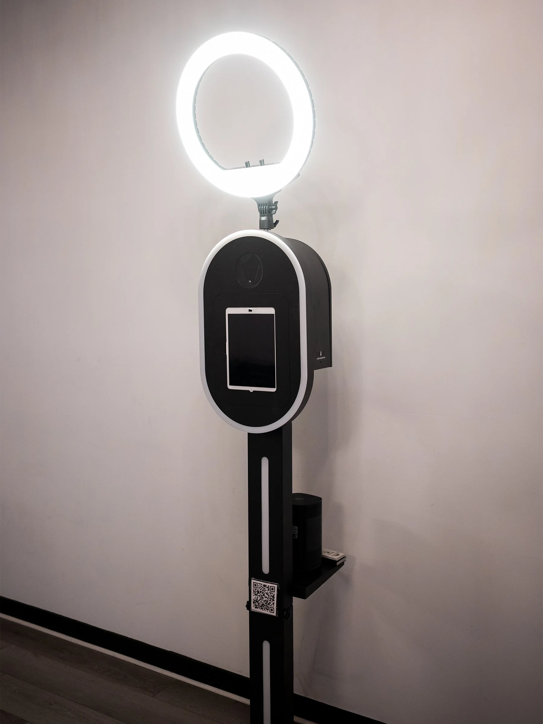 DNMG SELFIE STATION RENTAL