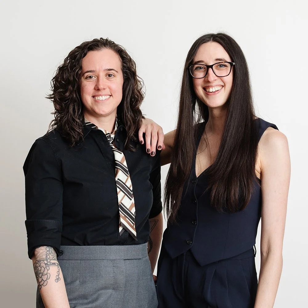Photo of Sarah and Rebecca Goesling