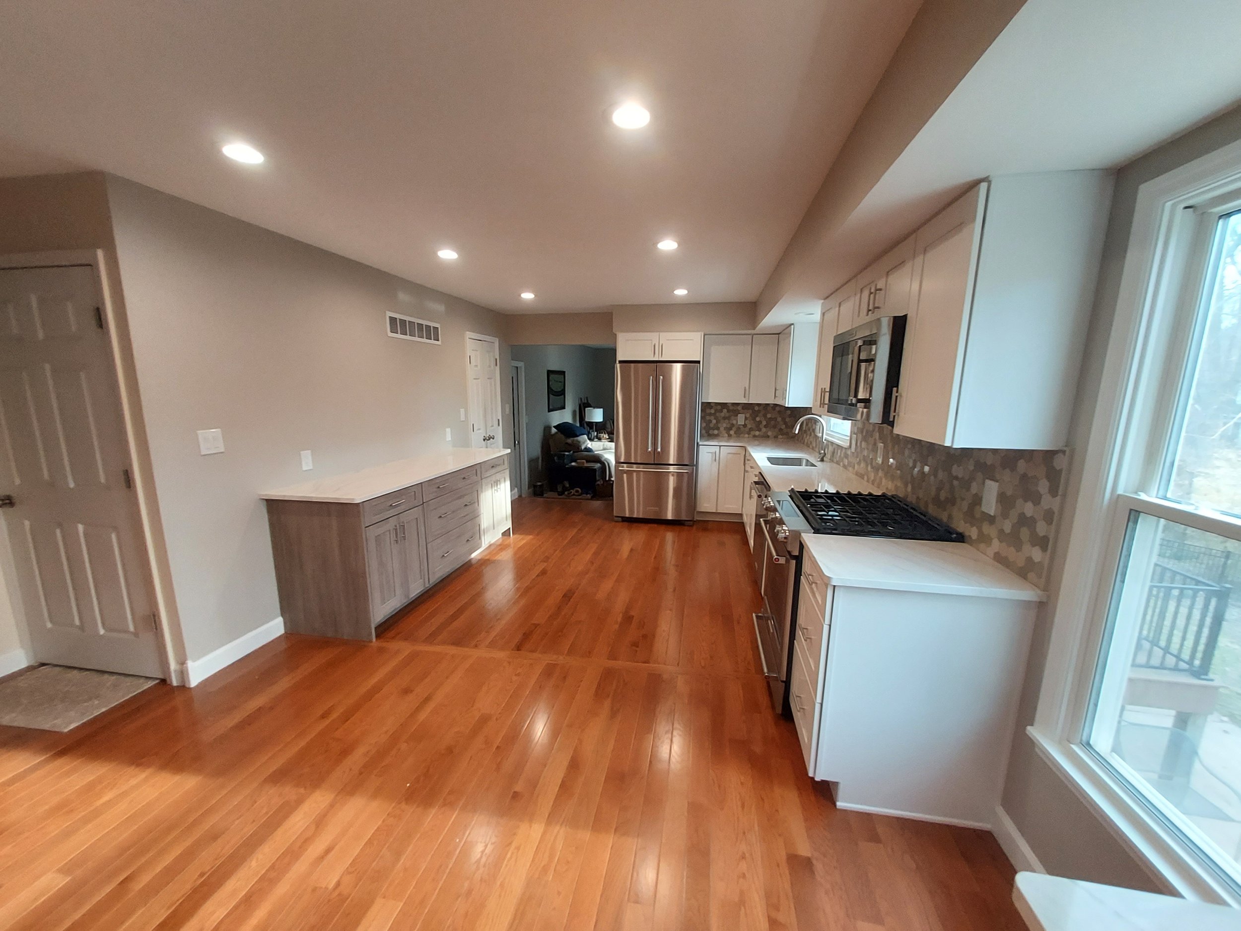 St. Charles kitchen cabinets