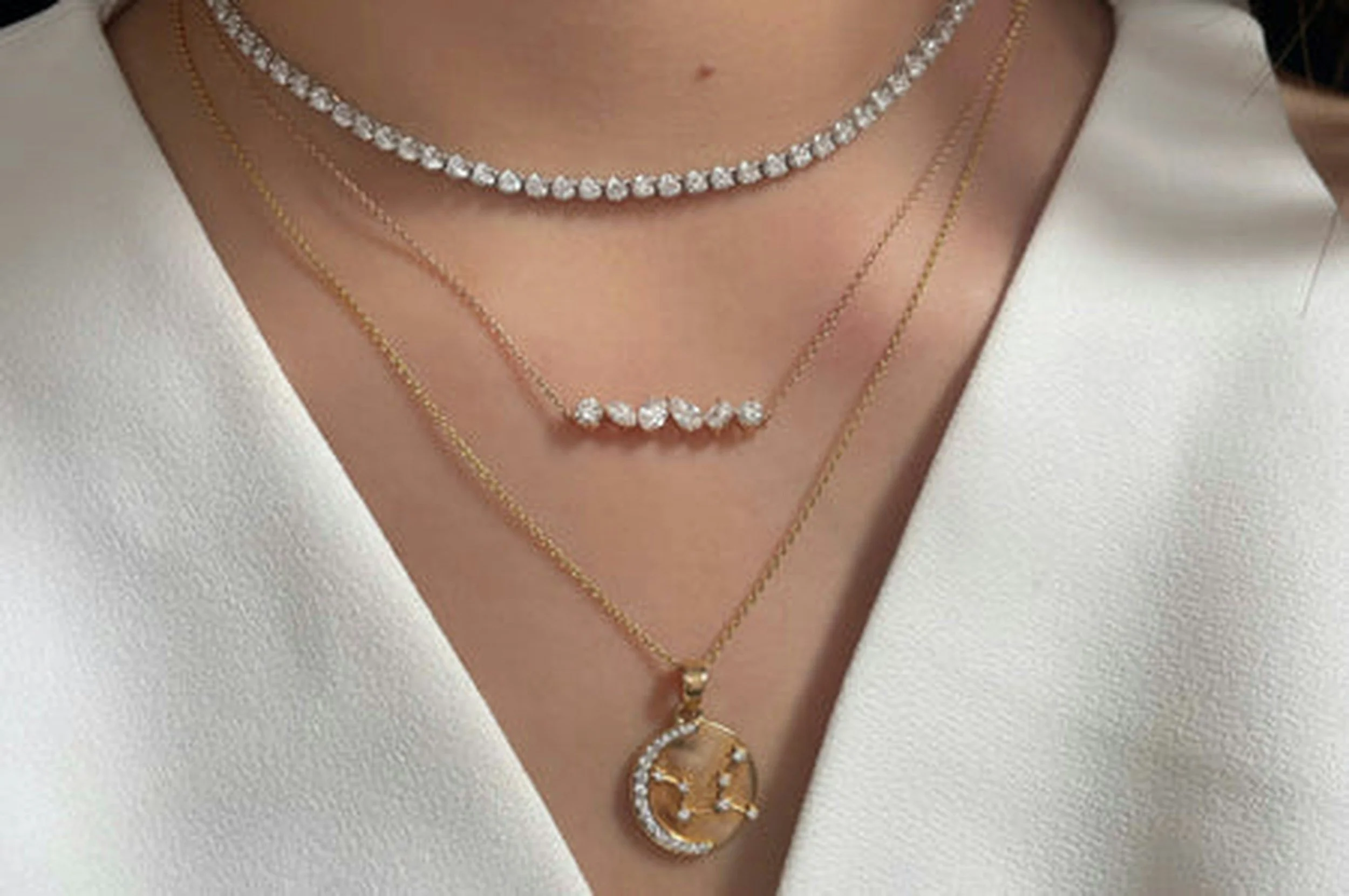 Pearl shaped diamond band necklace in 14K yellow gold