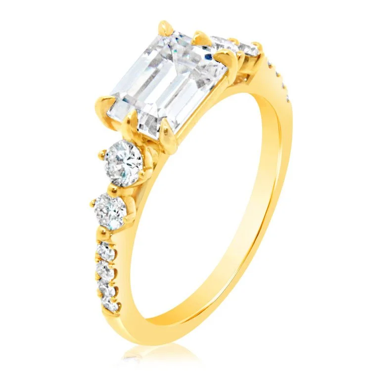 Diamond Engagement Ring - 14K Gold with round and princess cut diamonds