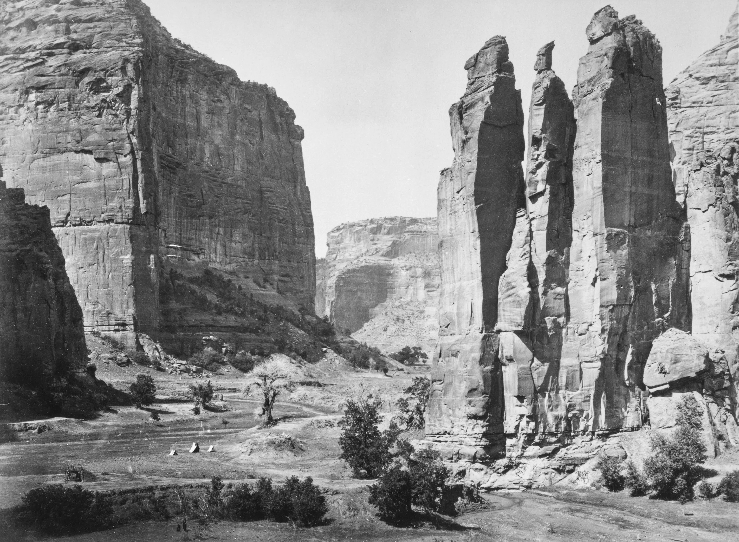 John K. Hillers, 1873. Cañon de Chelle, walls of the Grand Cañon about 1,200 feet in height. (Van Deren Coke Collection, San Francisco.)