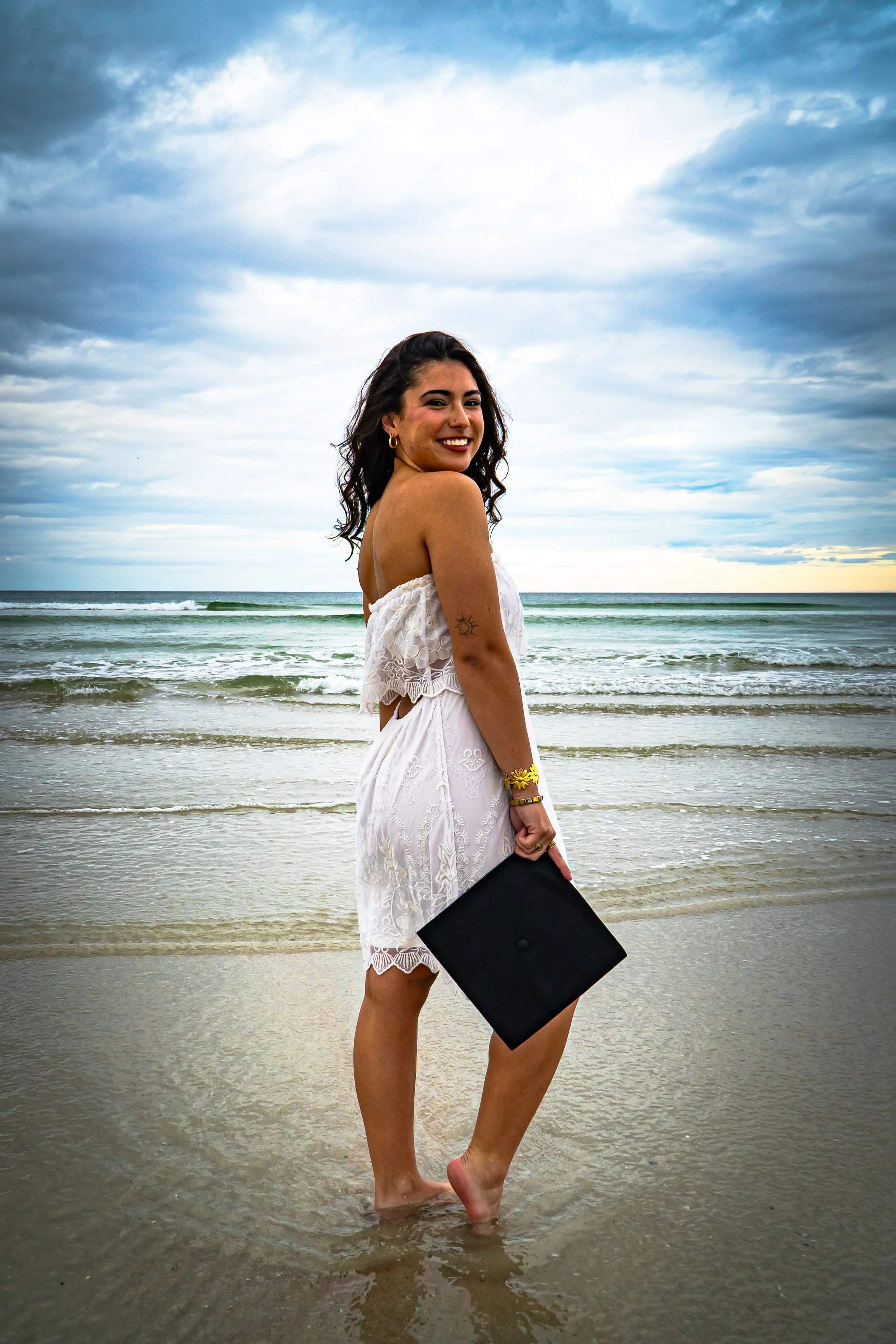 CAROLINE _ALYSSA_BEACH-35.jpg