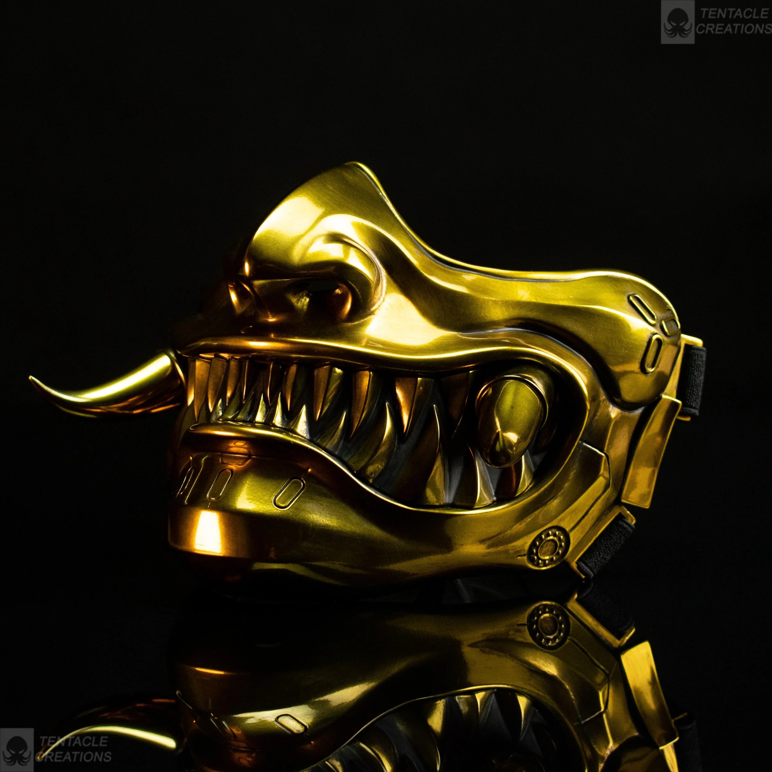 final gold samurai mask-4.jpg