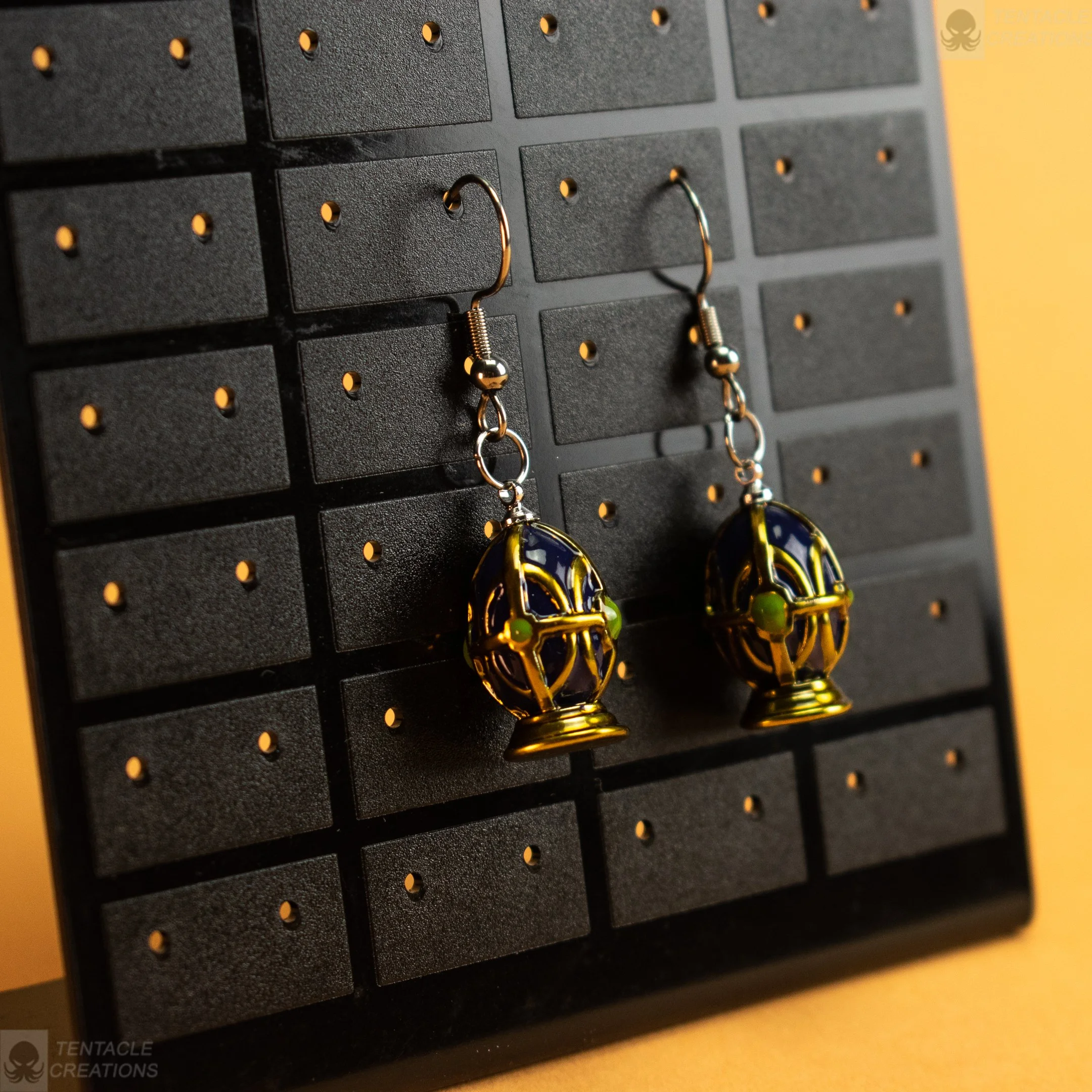 Relic faberge egg earrings Inspired by Sea of Thieves