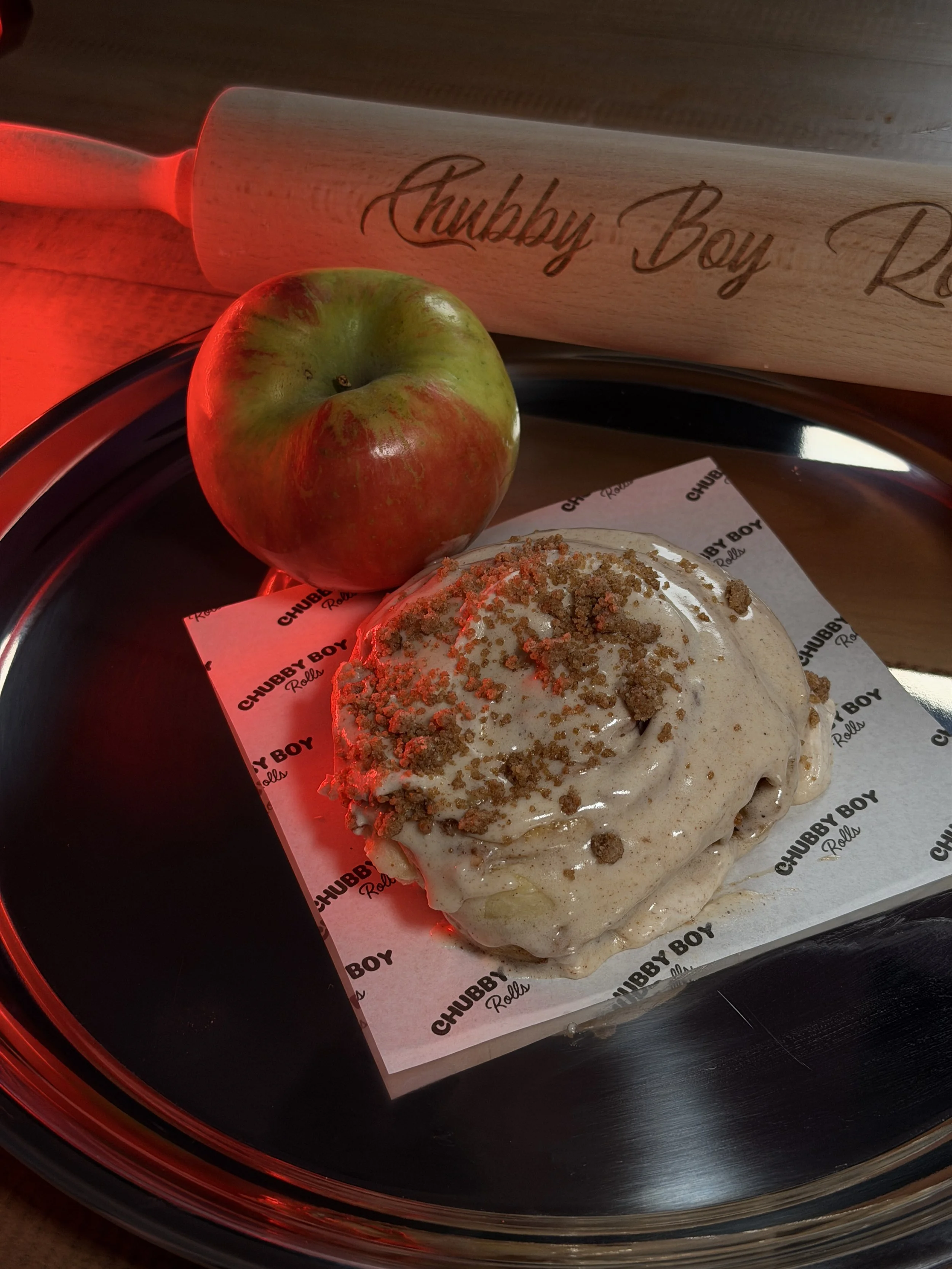 Apple Pie Crumble Cinnamon Roll  (SAT SEPT 5)