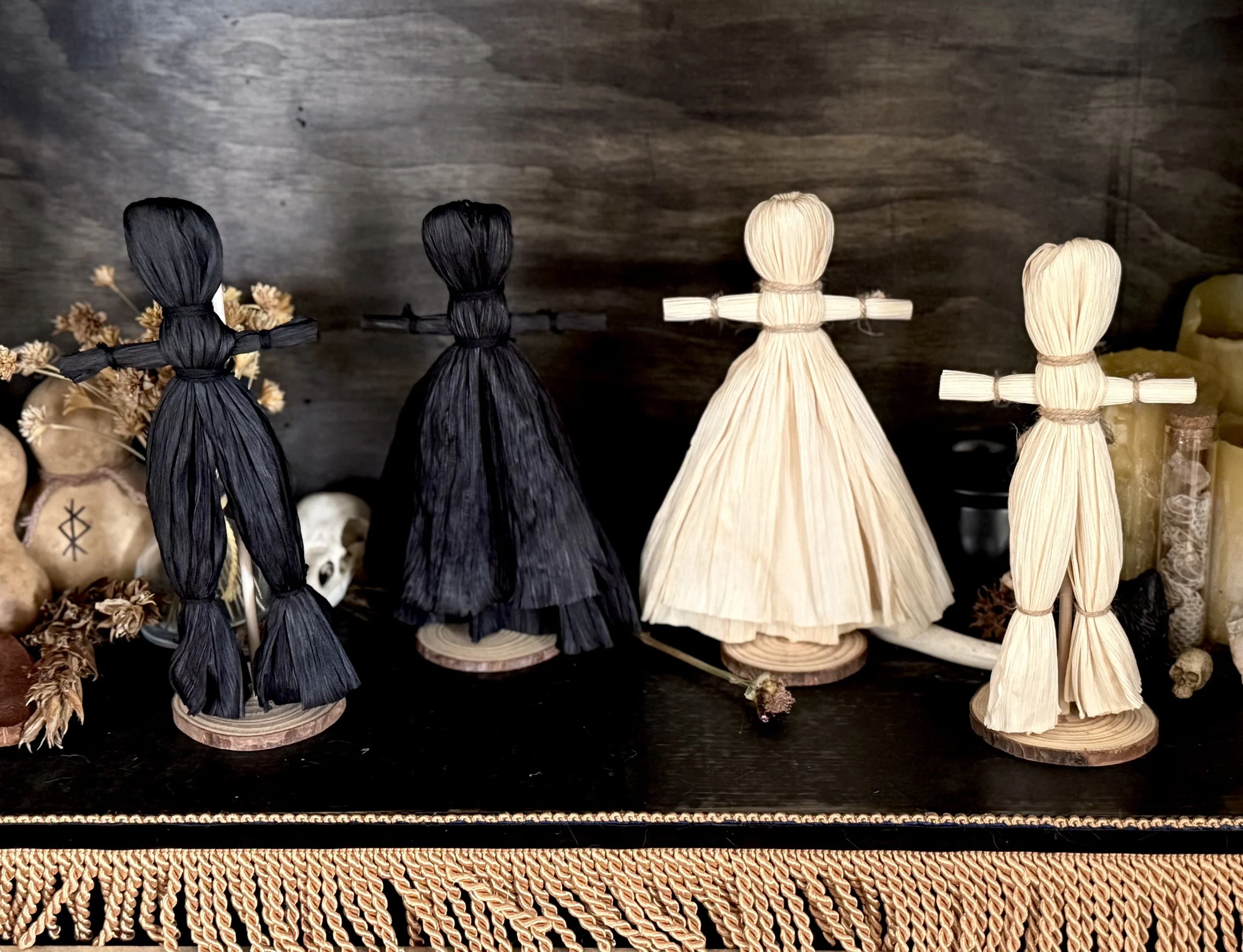 BLACK AND NATURAL03.jpeg