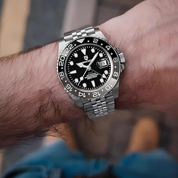 Pagani Bruce Wayne Social.jpg