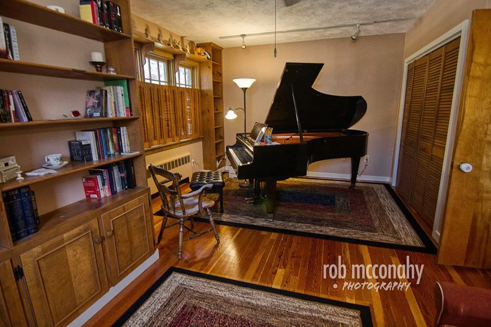 Real Estate property photographed by Rob McConahy