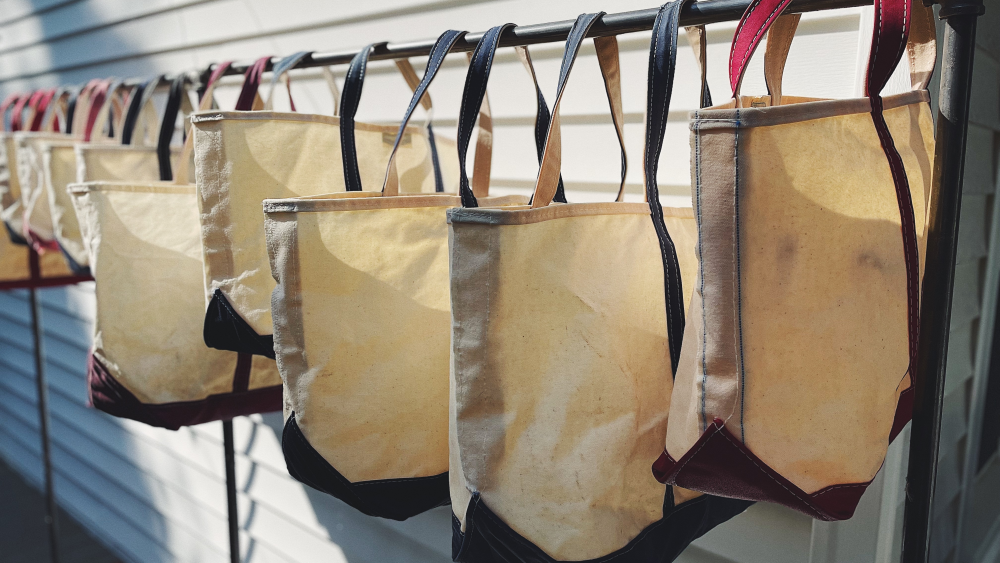 To celebrate the 80th anniversary of the L.L.Bean Boat and Tote, I launched a partnership with vintage curator Wooden Sleepers, releasing a curated drop of 24 one-of-a-kind vintage bags sold exclusively online and marketed solely through organic soci