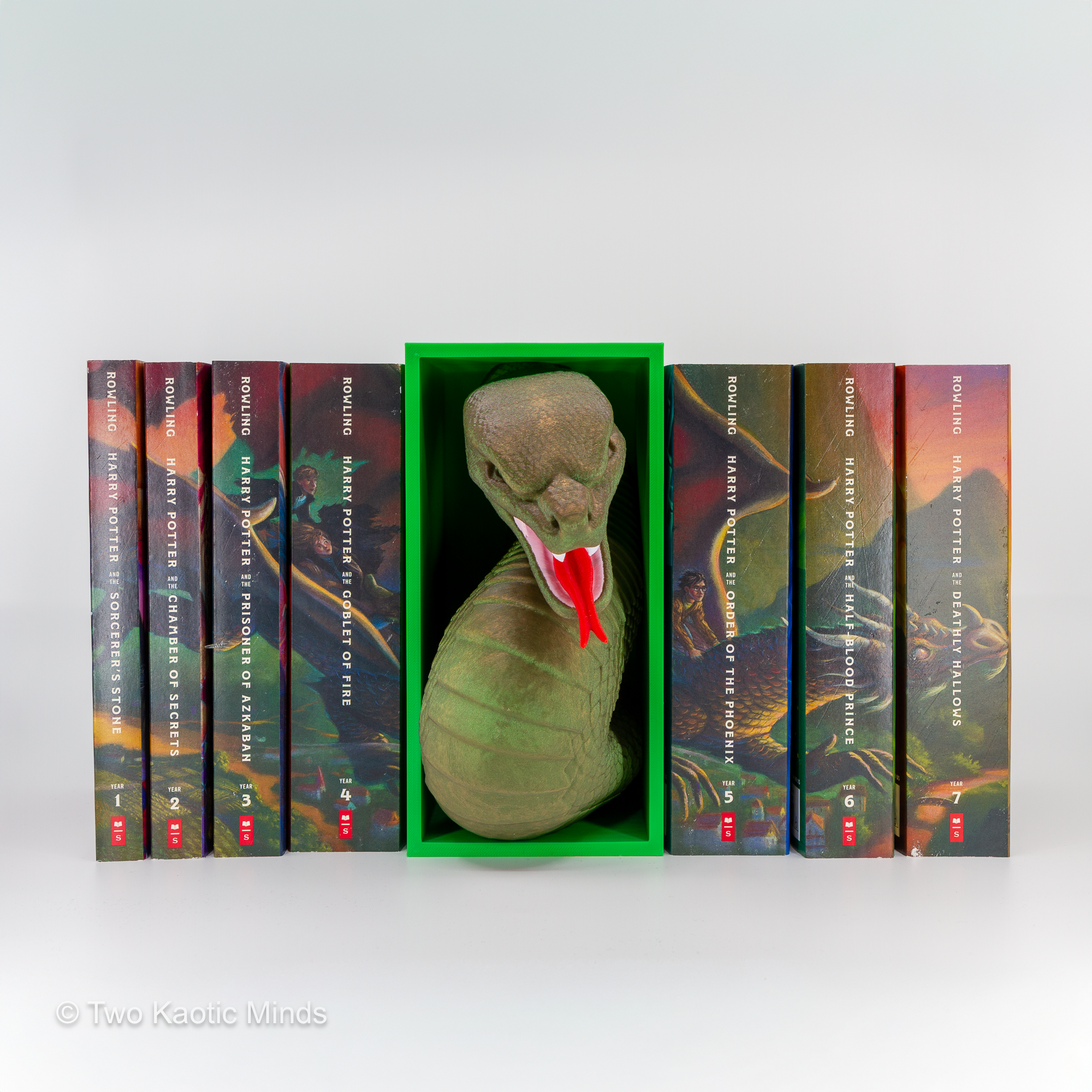 20260125 - Book Nook - Harry Potter - Snake_04.png