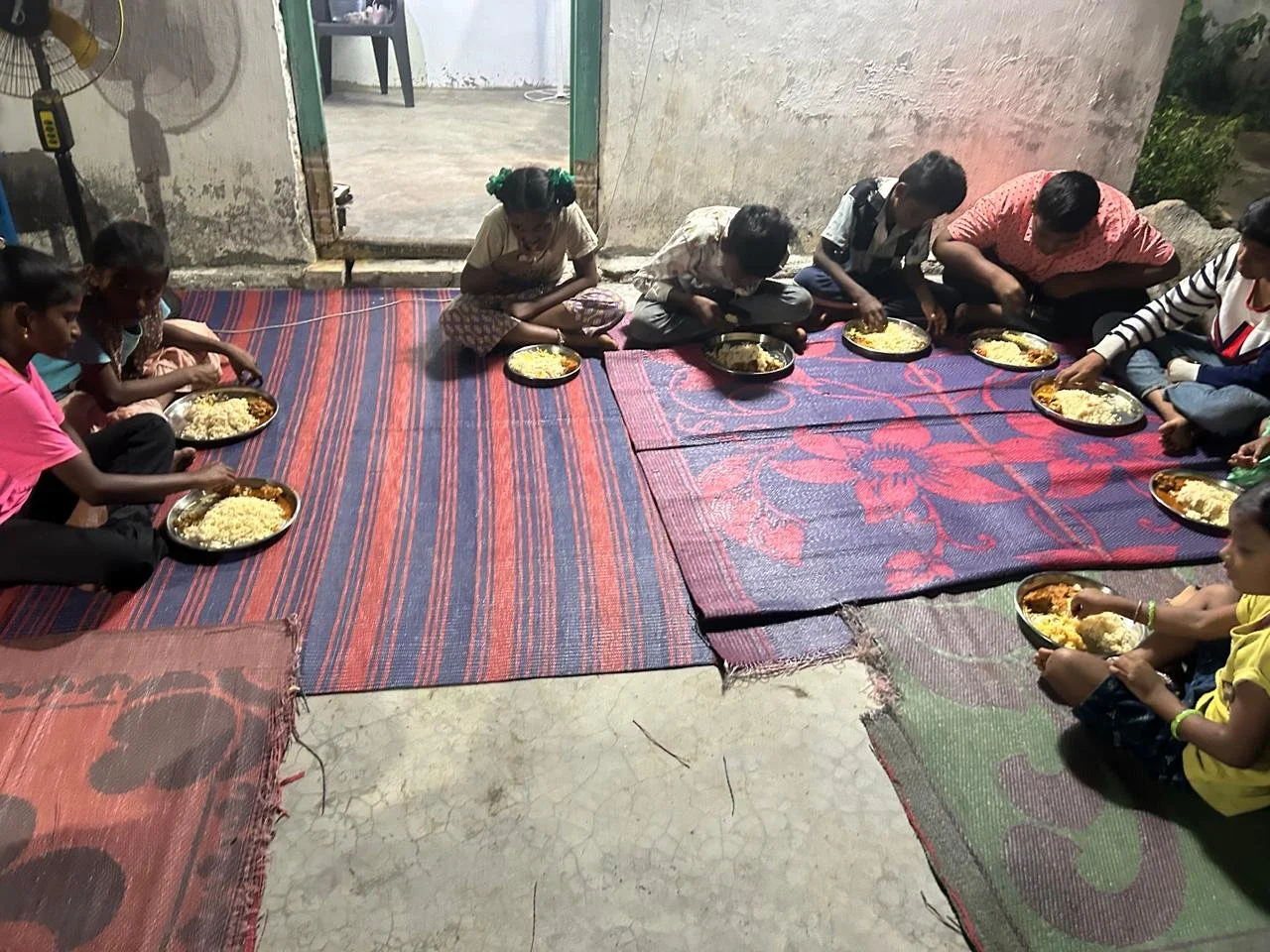 India feeding program 3.JPG