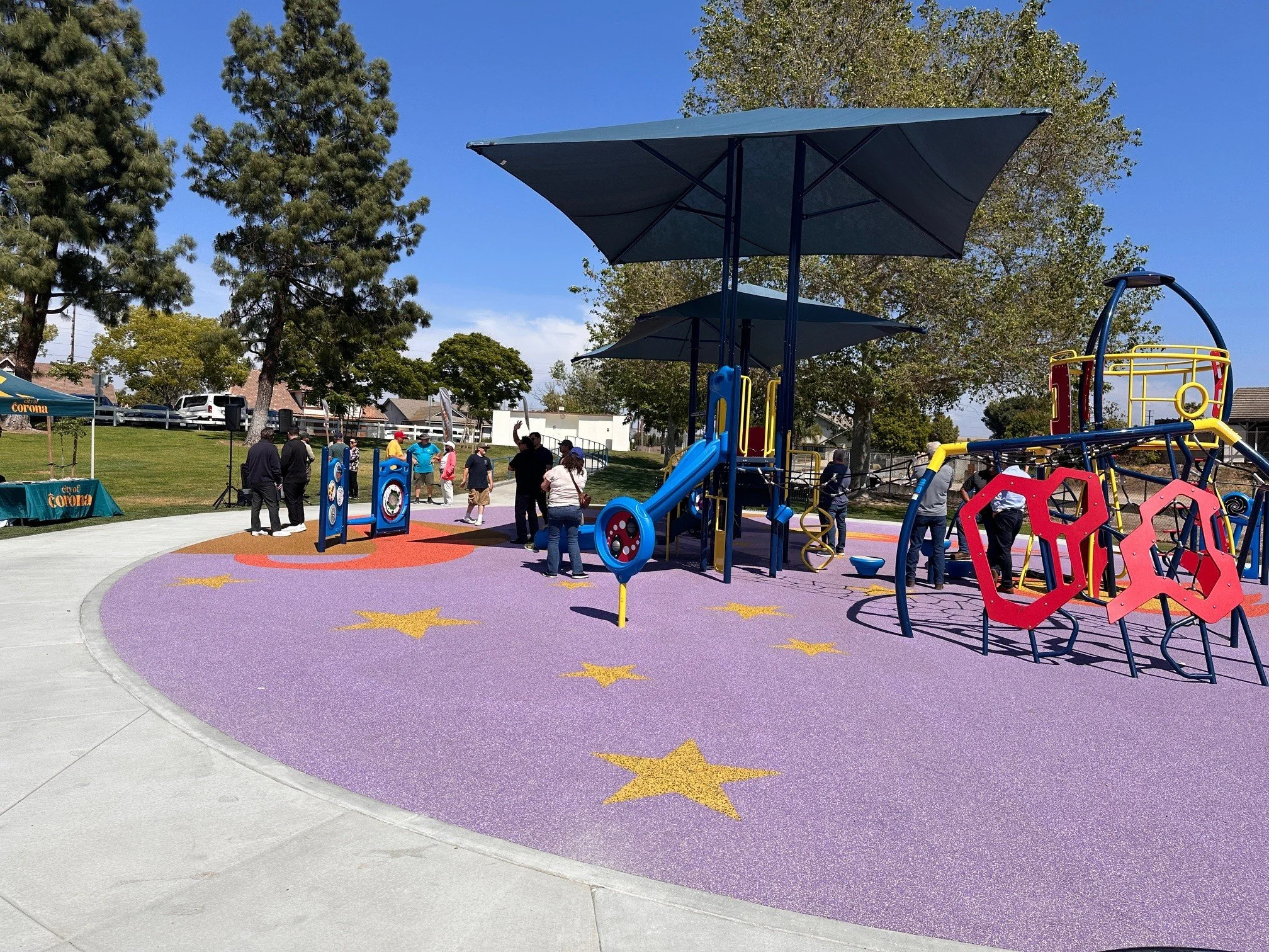 Corona Playground 2.jpg