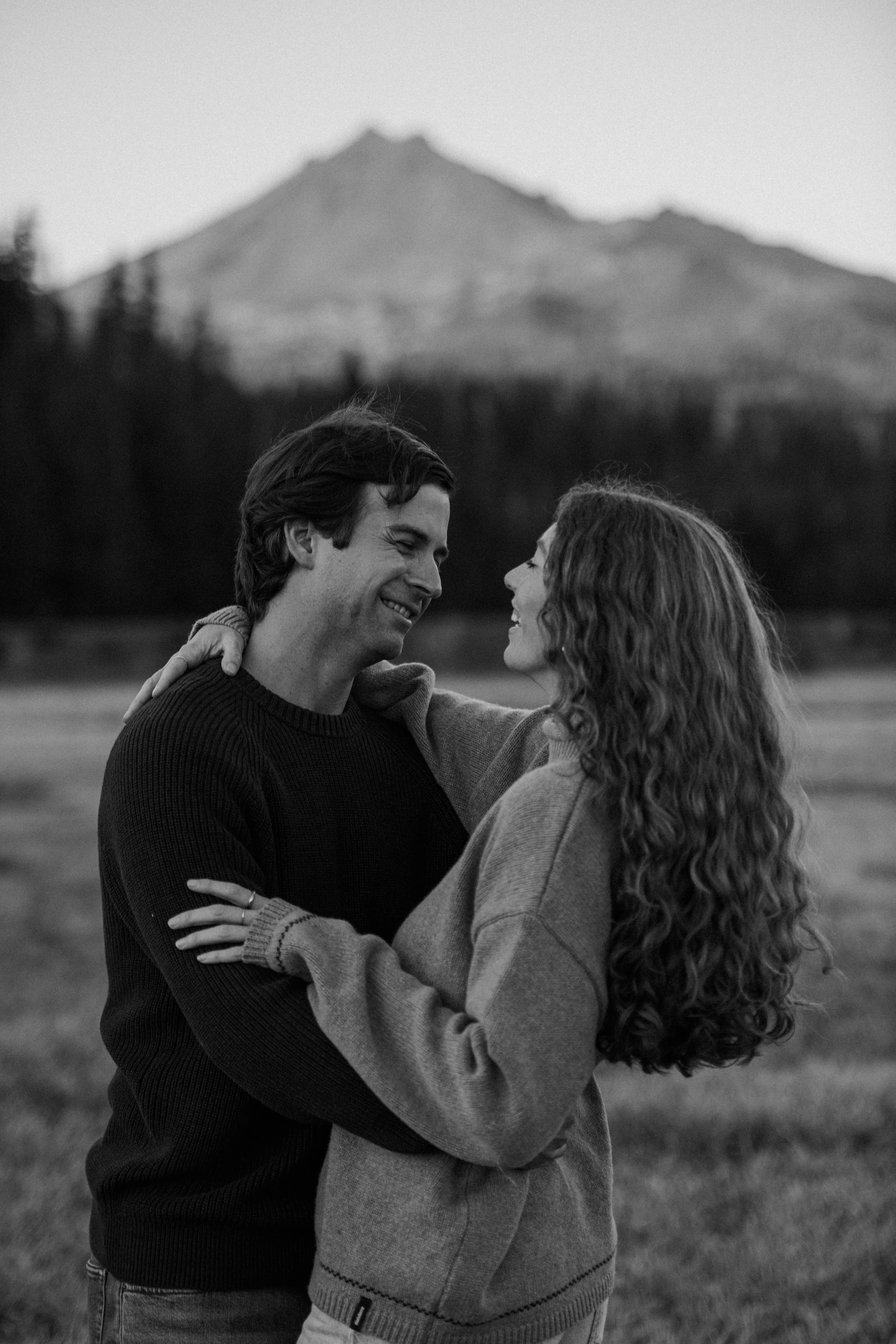 BEST-OREGON-ADVENTURE-ELOPEMENT-PHOTOGRAPHER-10.jpeg