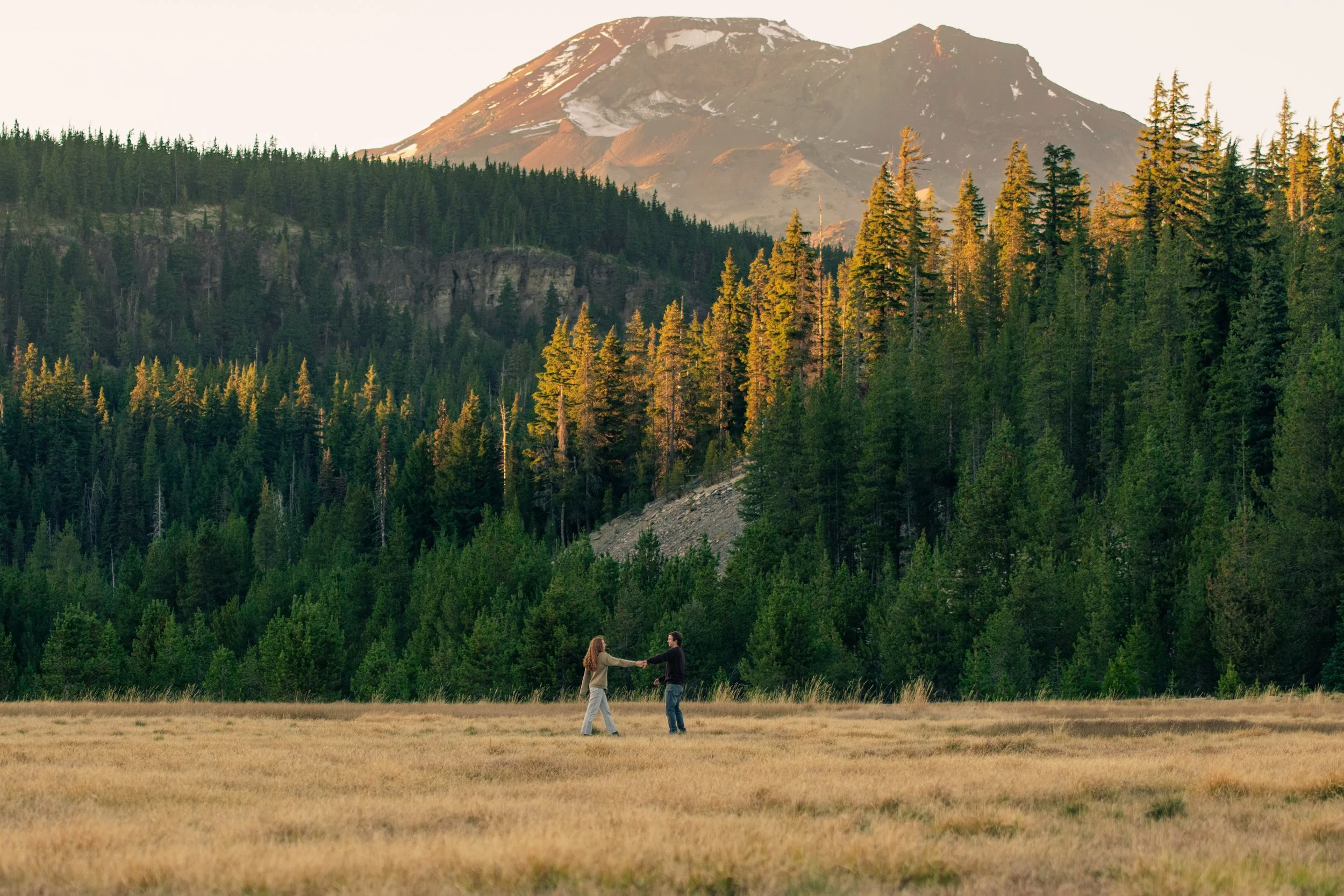 BEST-OREGON-ADVENTURE-ELOPEMENT-PHOTOGRAPHER-5.jpg