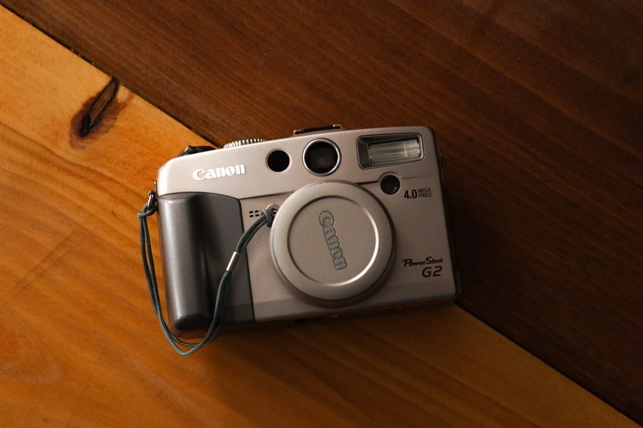 Canon PowerShot G2 (2001)