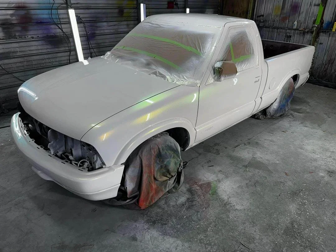 White Outrageous Kit