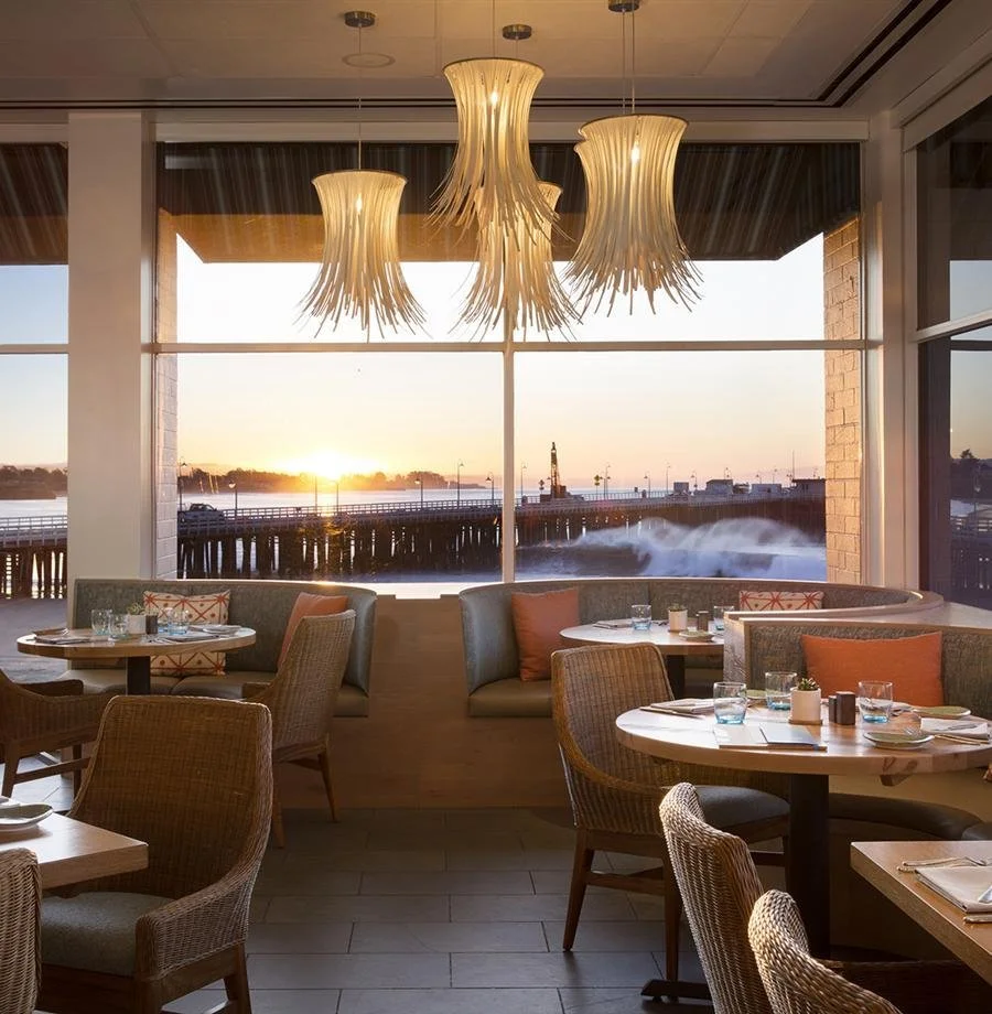 Jack O’neill Restaurant (Decarlo &amp; James duo)