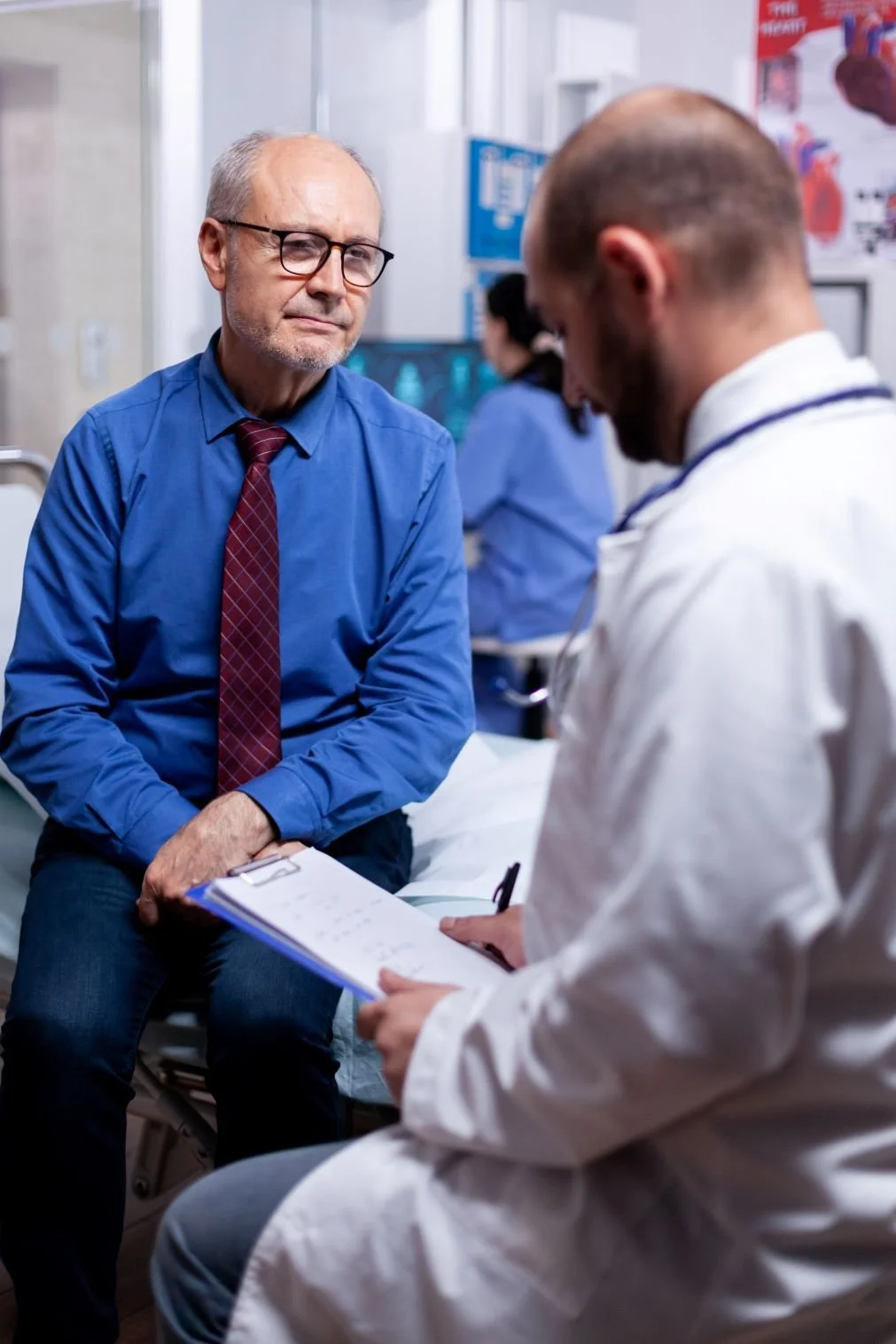 doctor consulting patient about Parkinson’s disease and neurodegenerative conditions