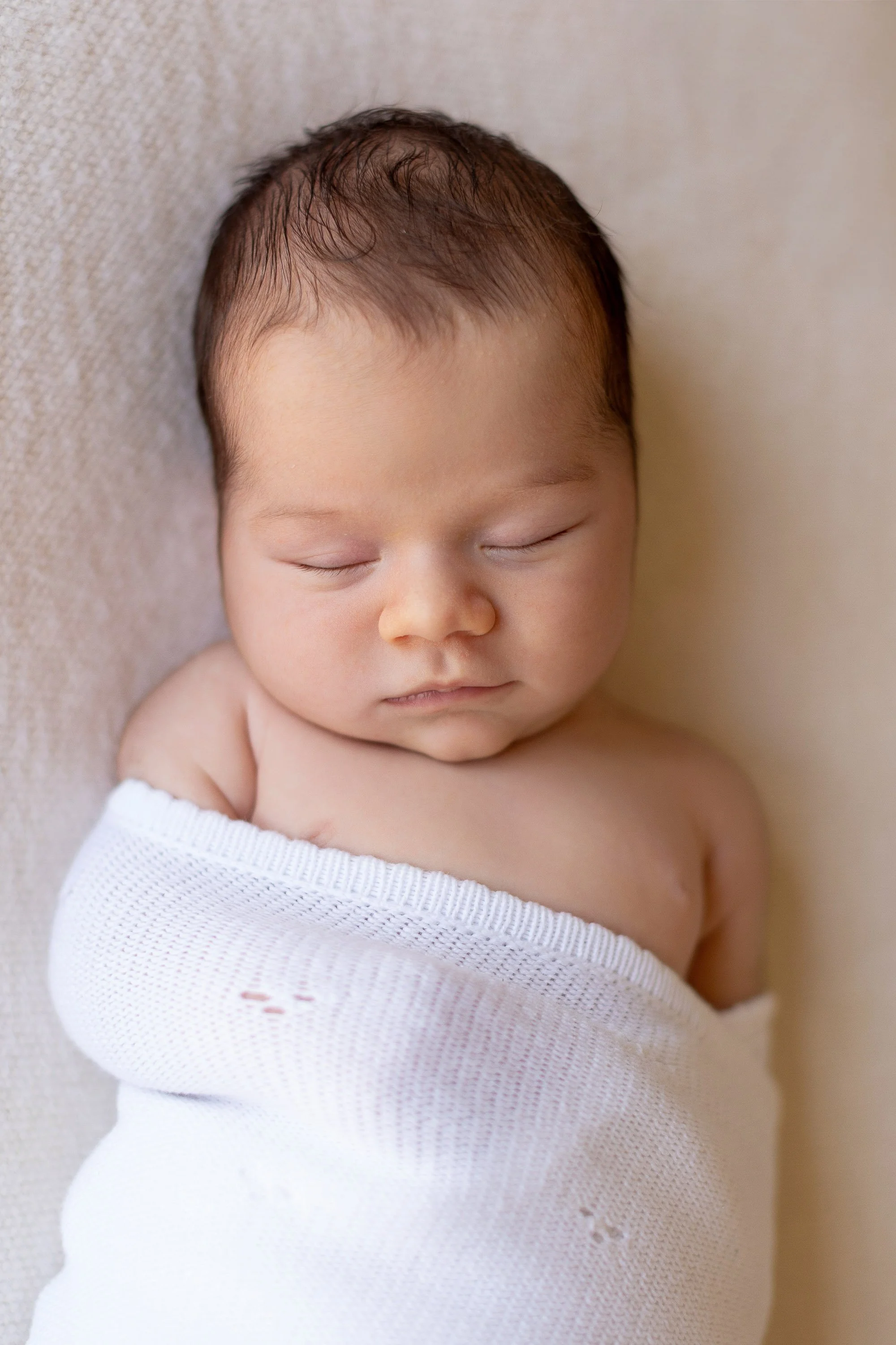 What to expect from an in-home newborn photography session in Surrey, London or Berkshire