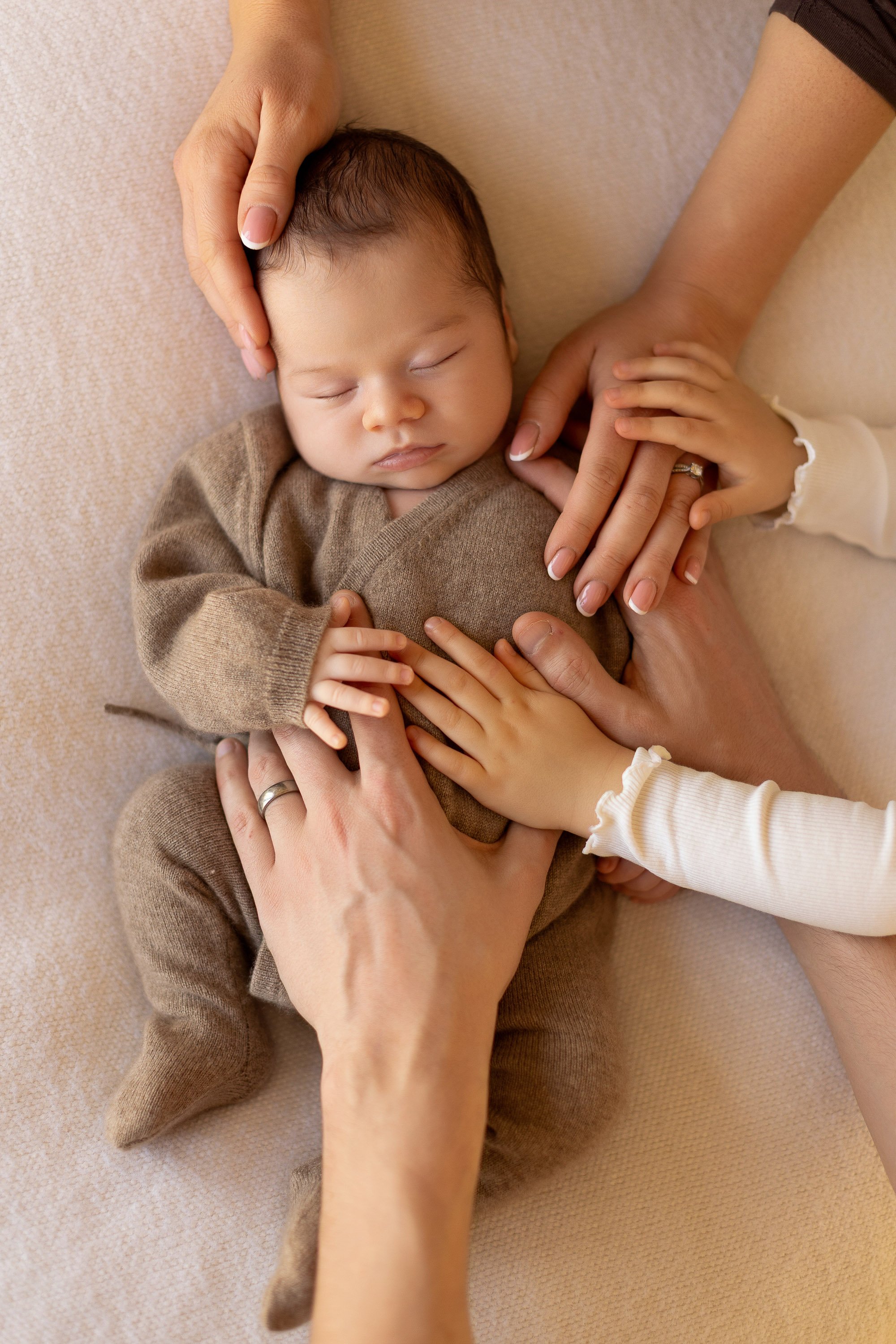 Newborn-photographer-epsom.jpg
