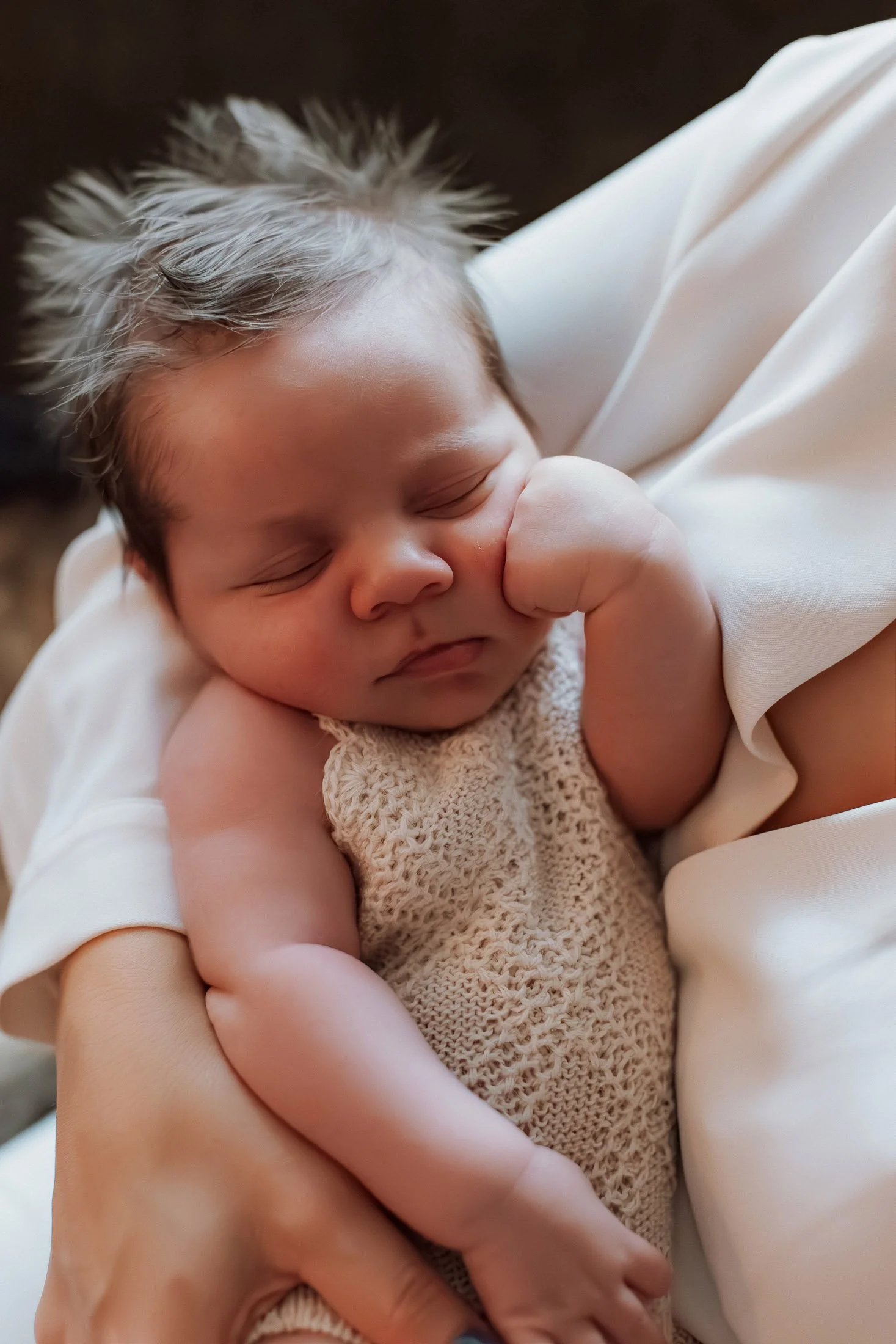 newborn-photographer-in-home-molesey.jpg