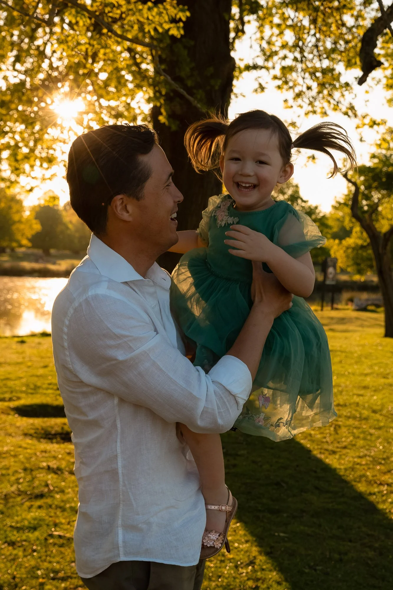 surrey-family-photoshoot-at-sunset