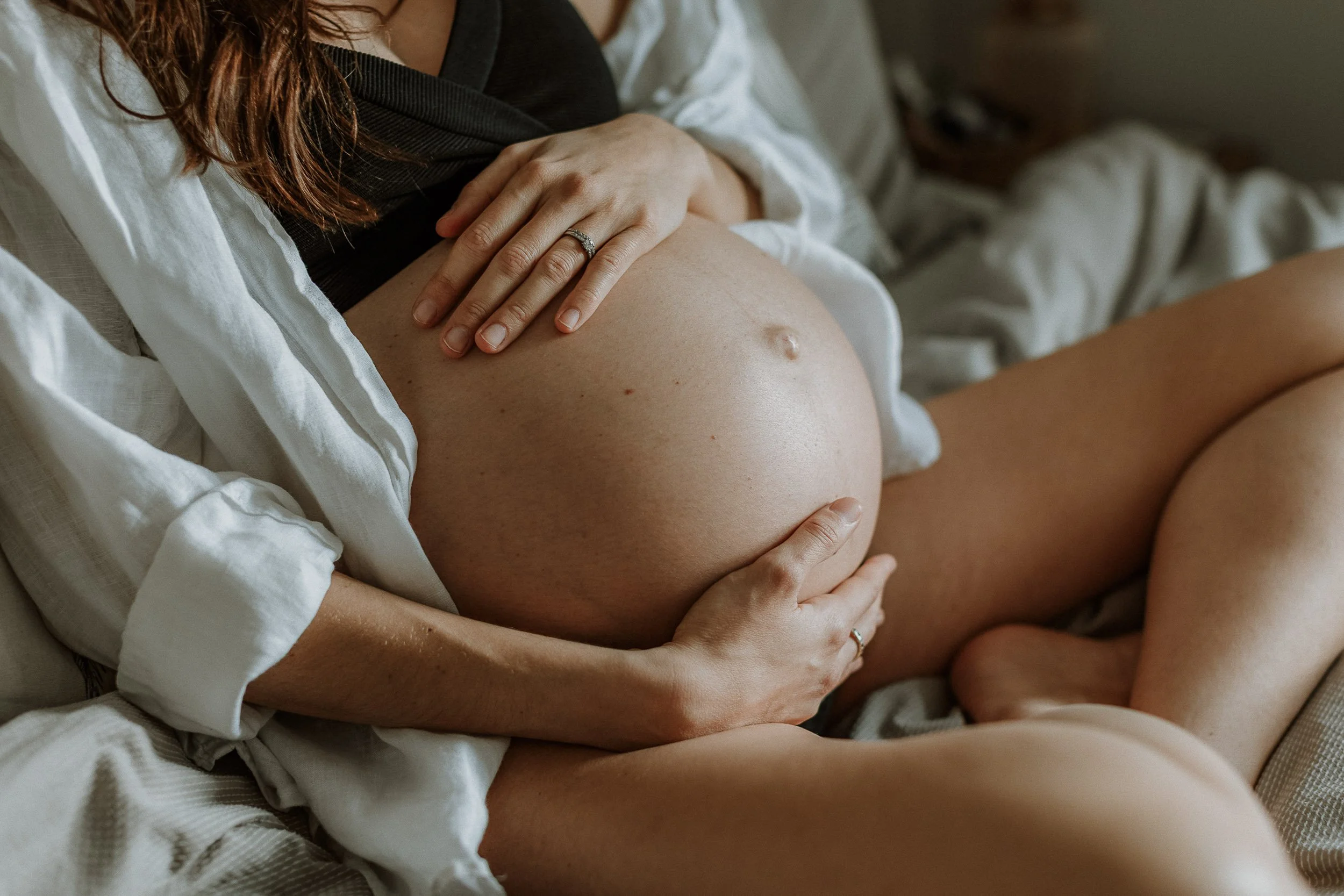 maternity-photographer-surbiton.jpg