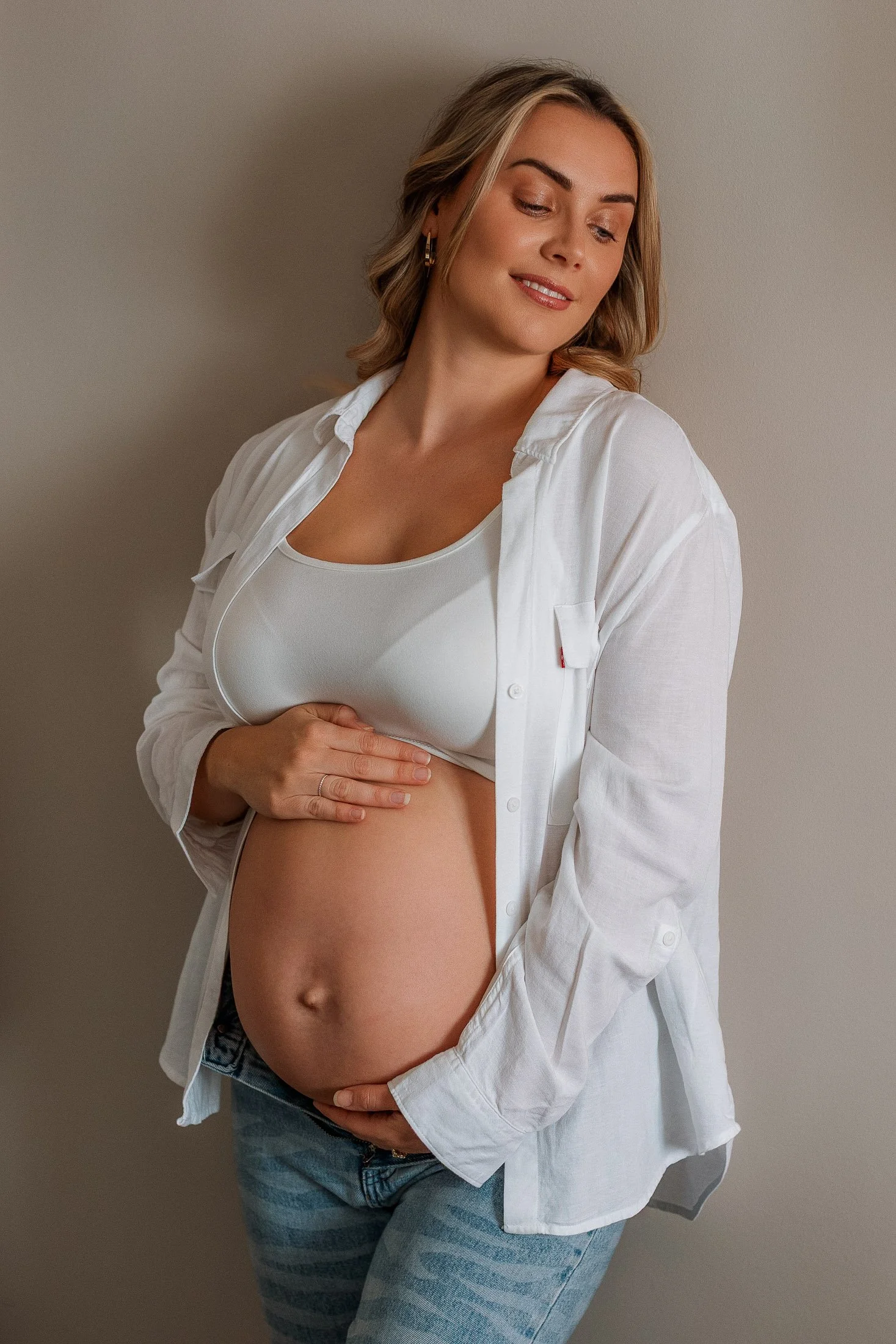 maternity-photographer-thames-ditton.jpg