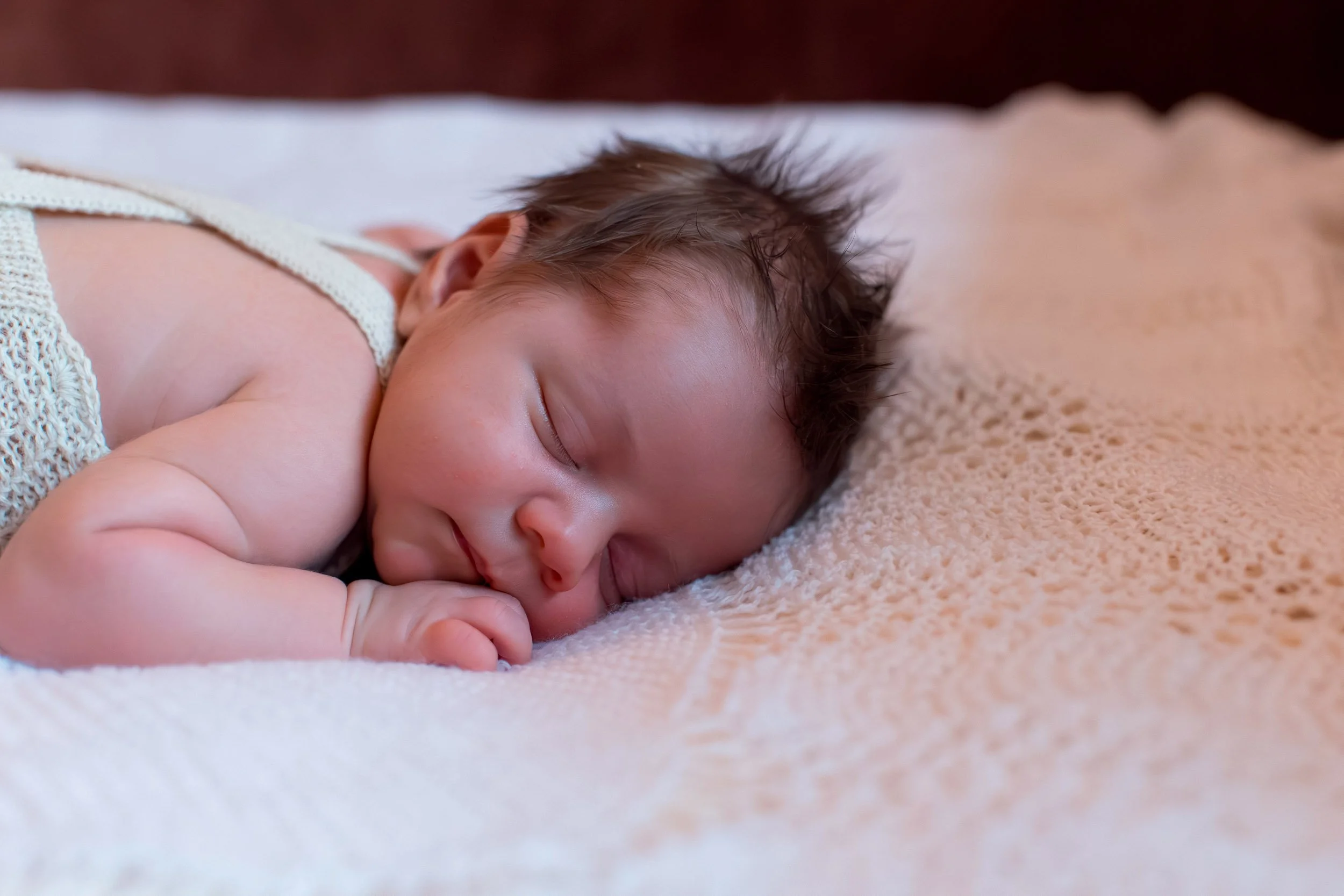 newborn-photographer-guildford-in-home.jpg