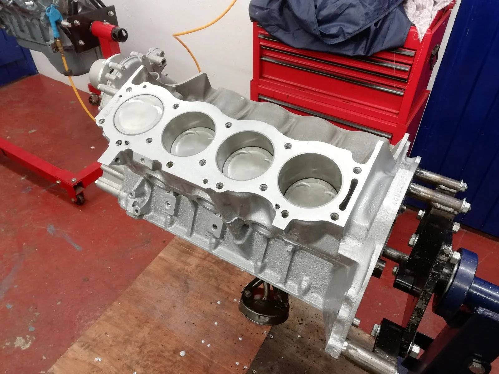 Engine Reboring and Bottom End Re-building.jpg