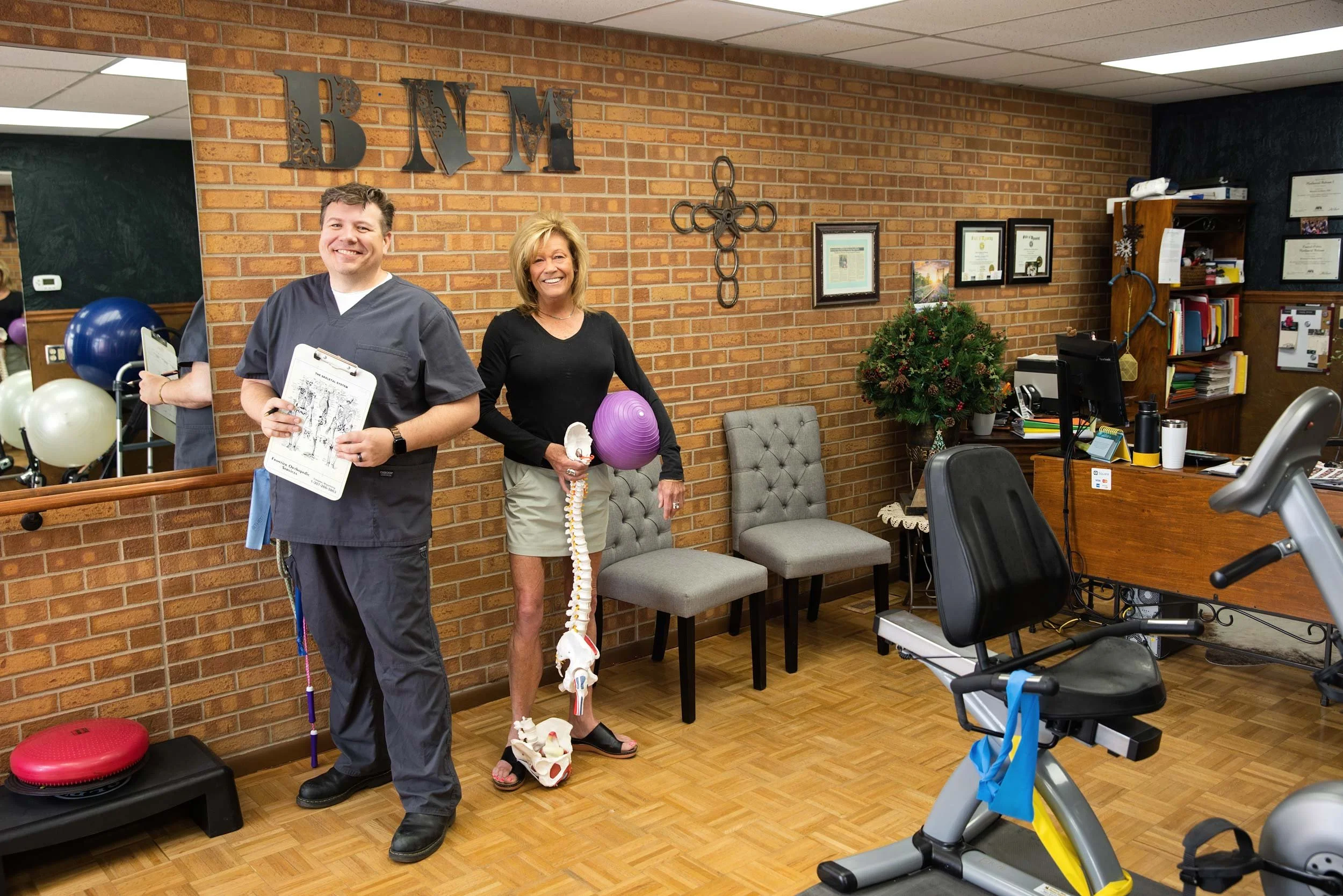 Mike Fowler &amp; Maureen Scribner - Body N Motion