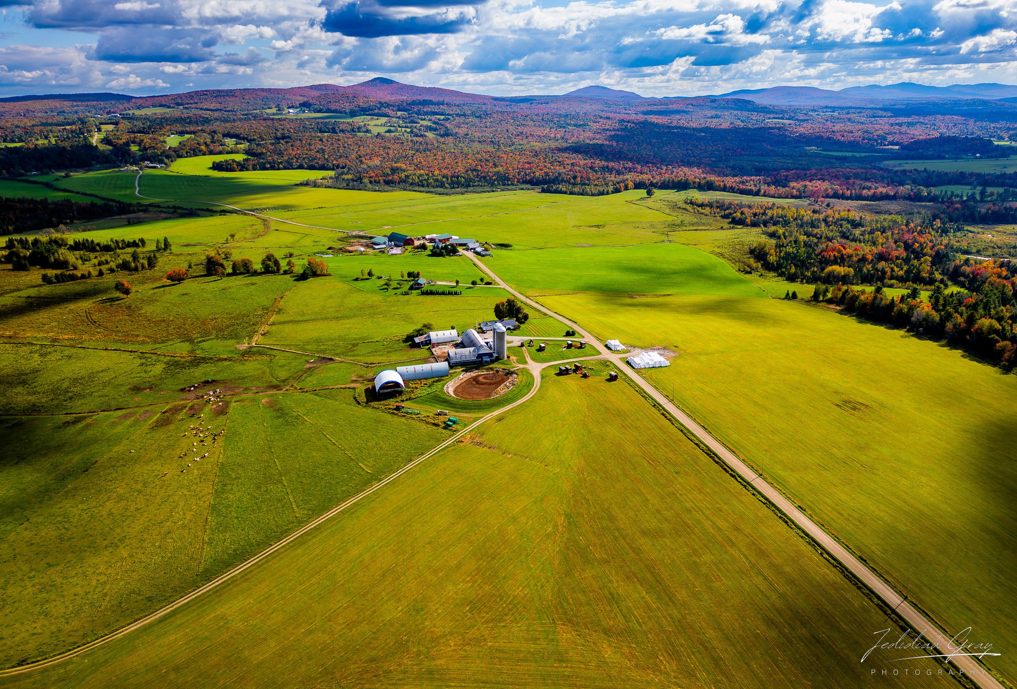 jedidiah-gray_vermont-farm-fall_01.jpg