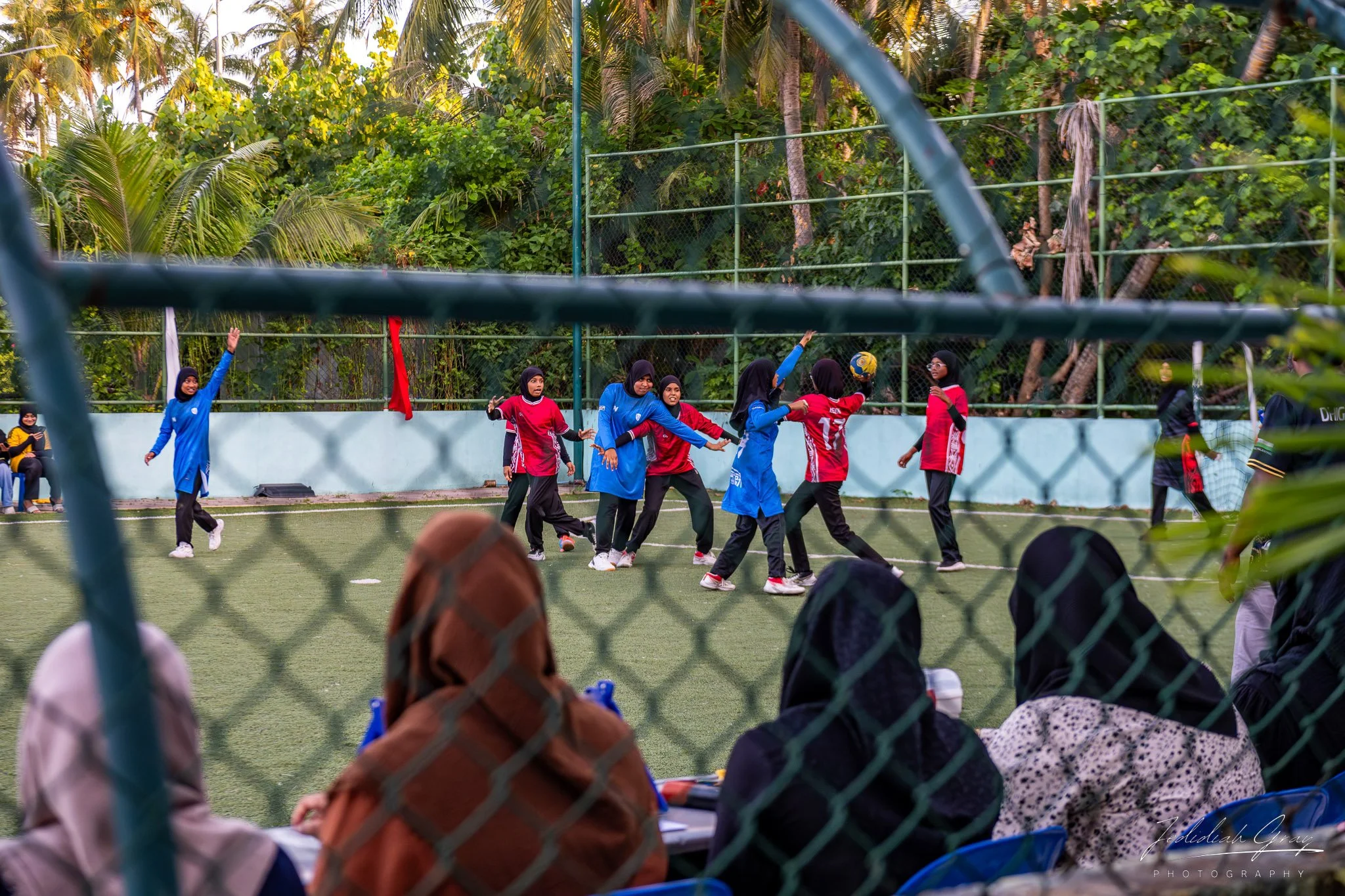 jedidiah-gray_maldives-school-sport_01.jpg