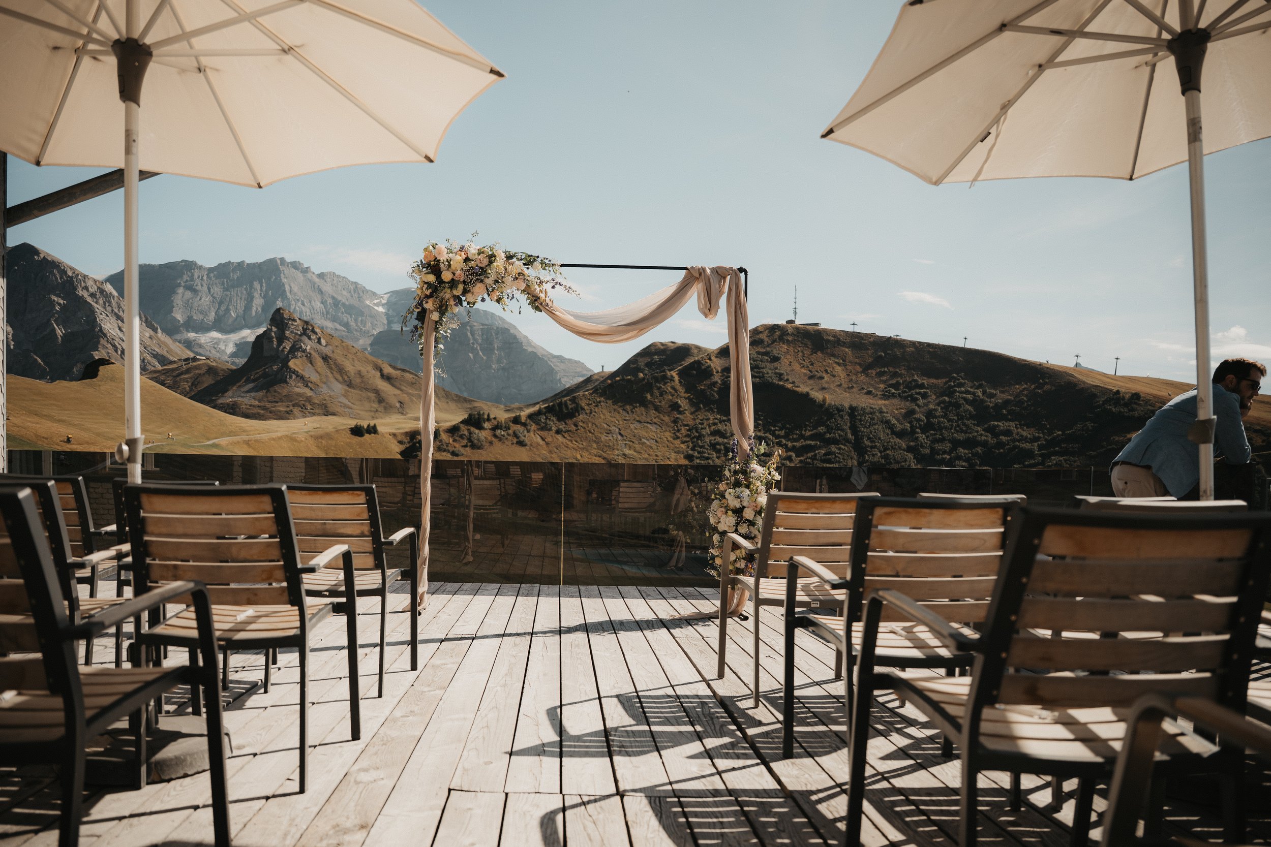 	

Hochzeit von E & J auf dem Hahnenmoos Adelboden im Schlemmer -Chalet