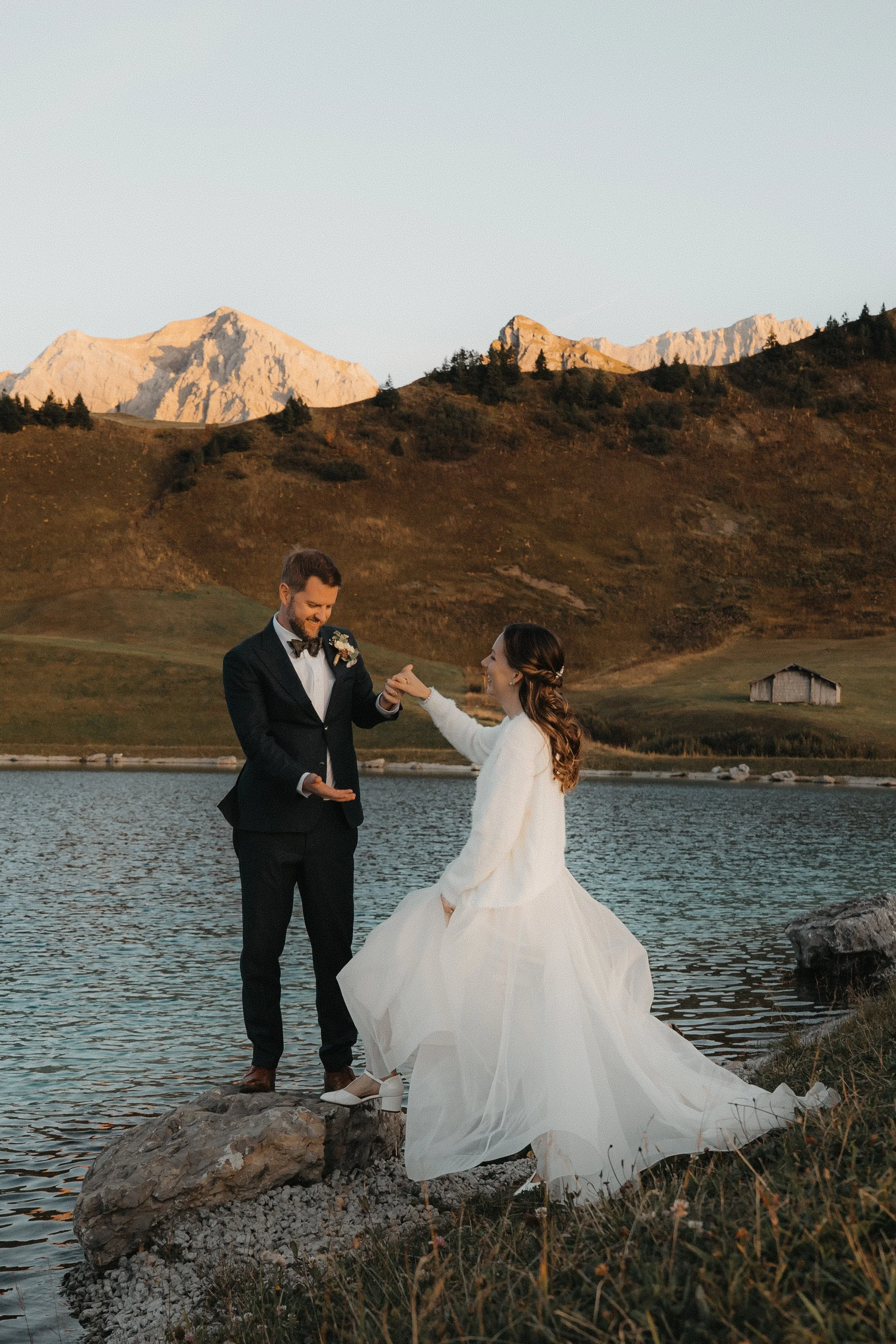 	

Hochzeit E & J Hahnenmoos Adelboden Sunsetshooting mirjmathys.ch