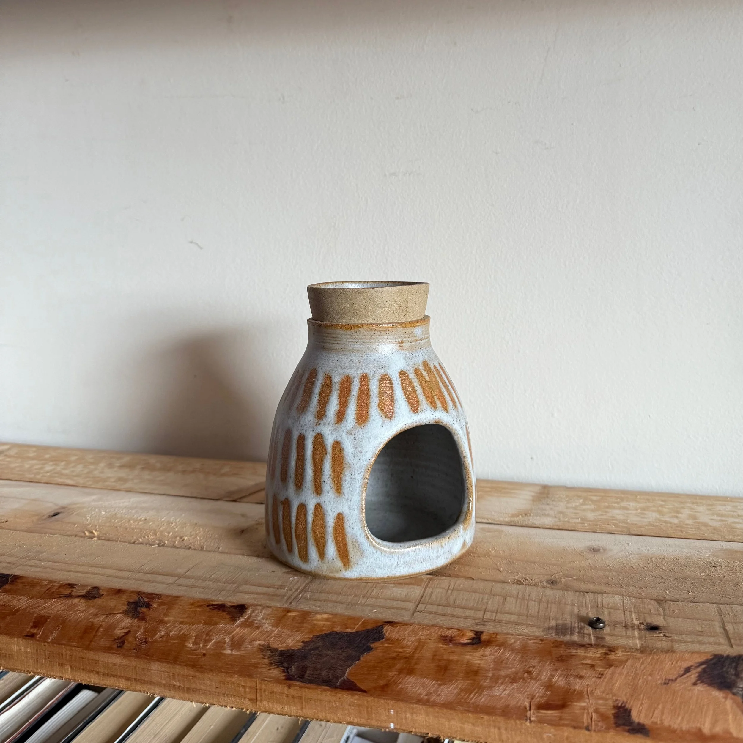 Patterned oil burner no.2