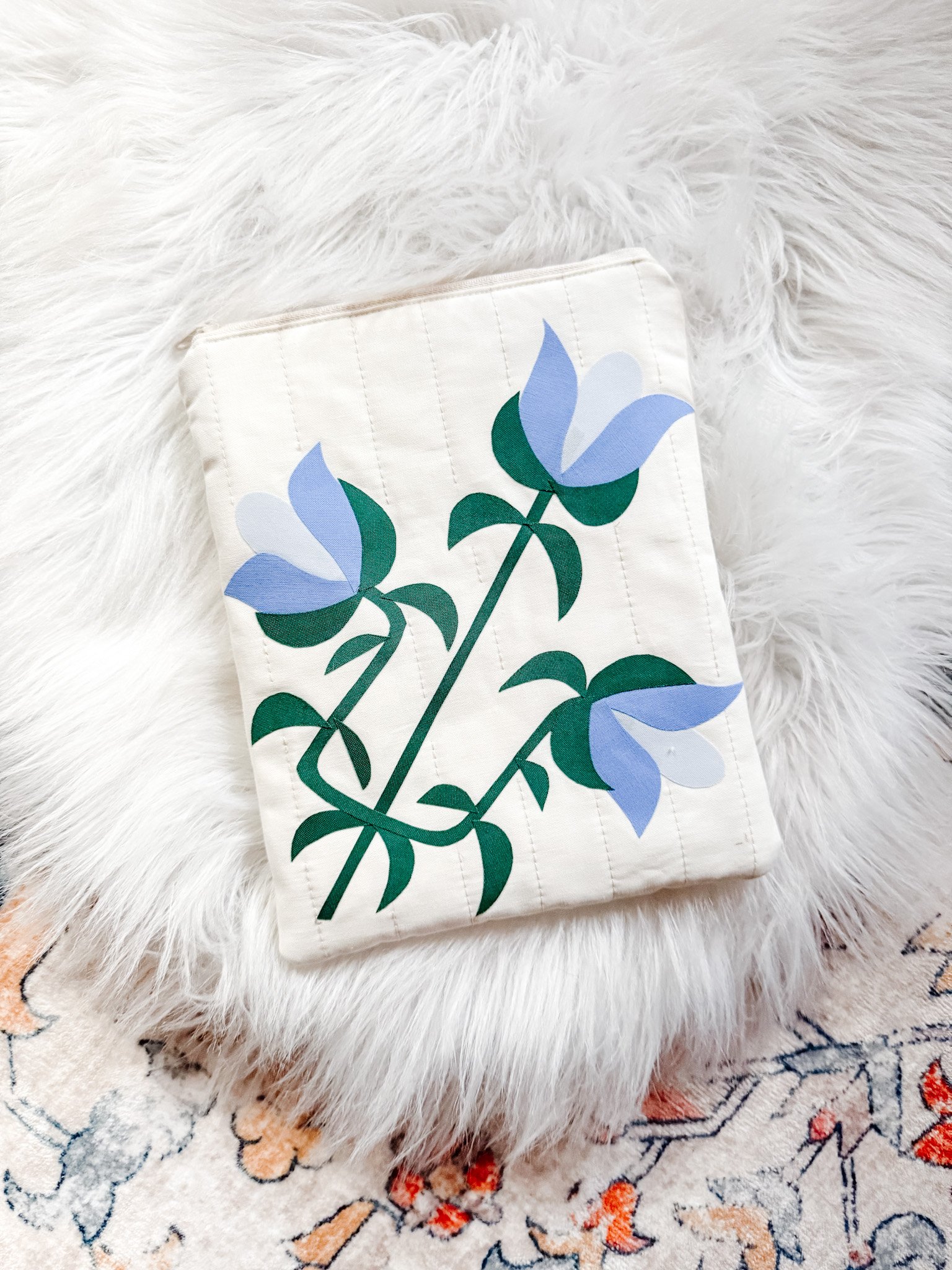 Twilight Tulip Quilted Applique E-Reader Sleeve Pattern