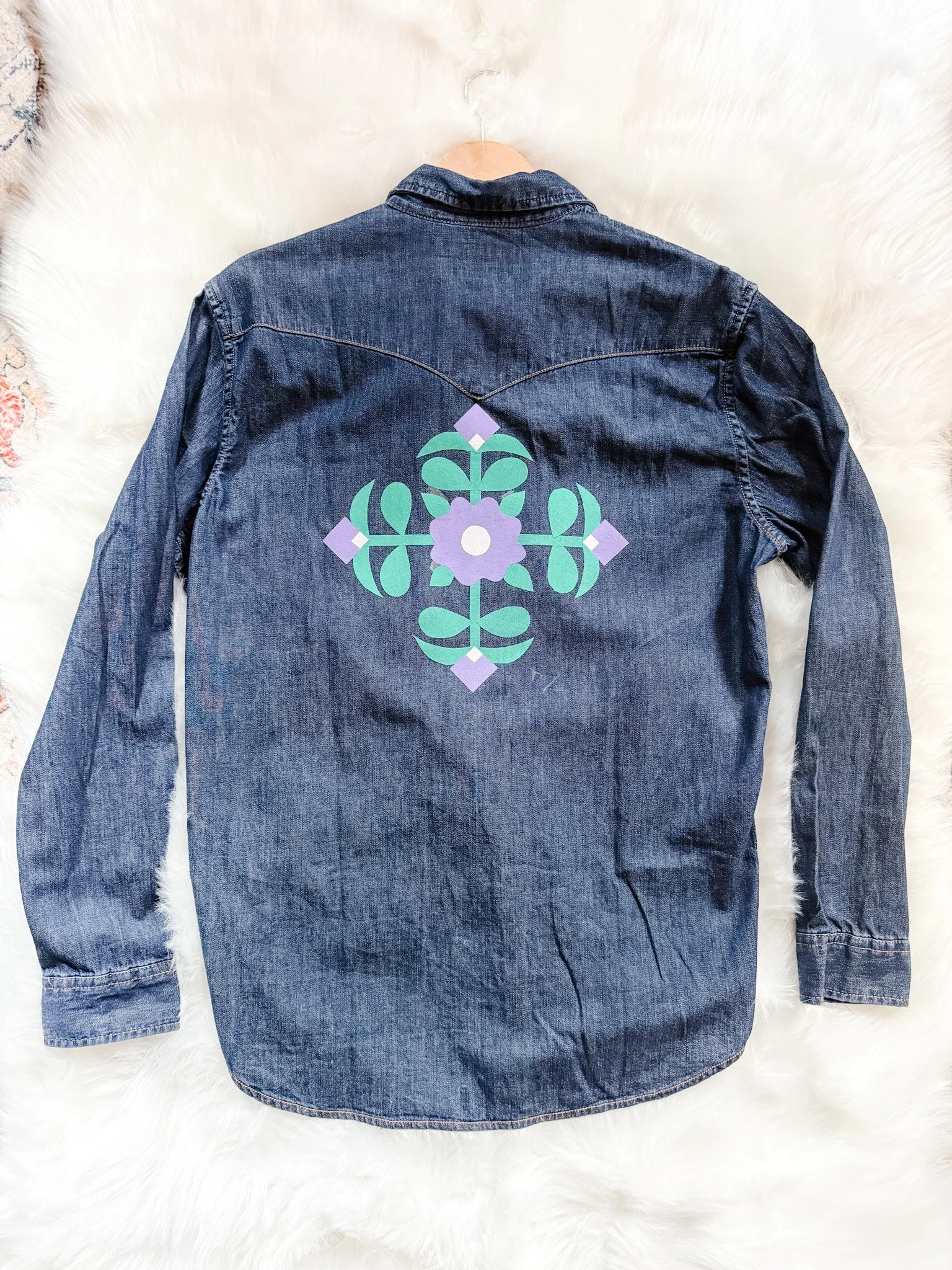 Royal Purple Tulip Applique Denim Shirt Motif