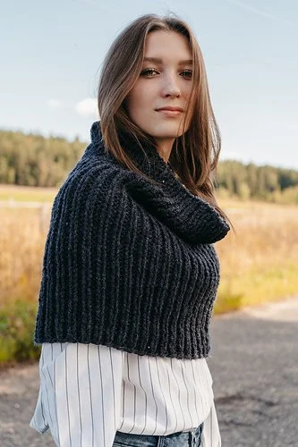 SHRUG 01-3.jpg