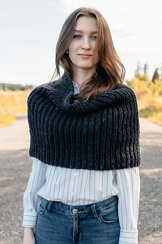 SHRUG 01-4.jpg