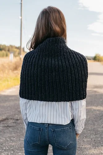 SHRUG 01-5.jpg