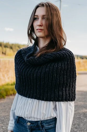 SHRUG 01-6.jpg
