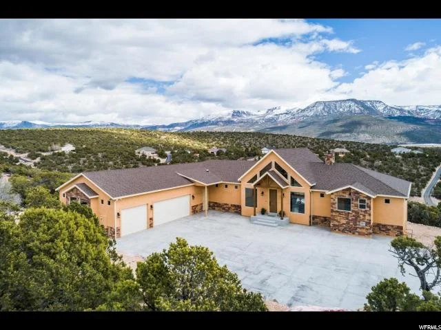 1665 Hill Crest Dr, Cedar City