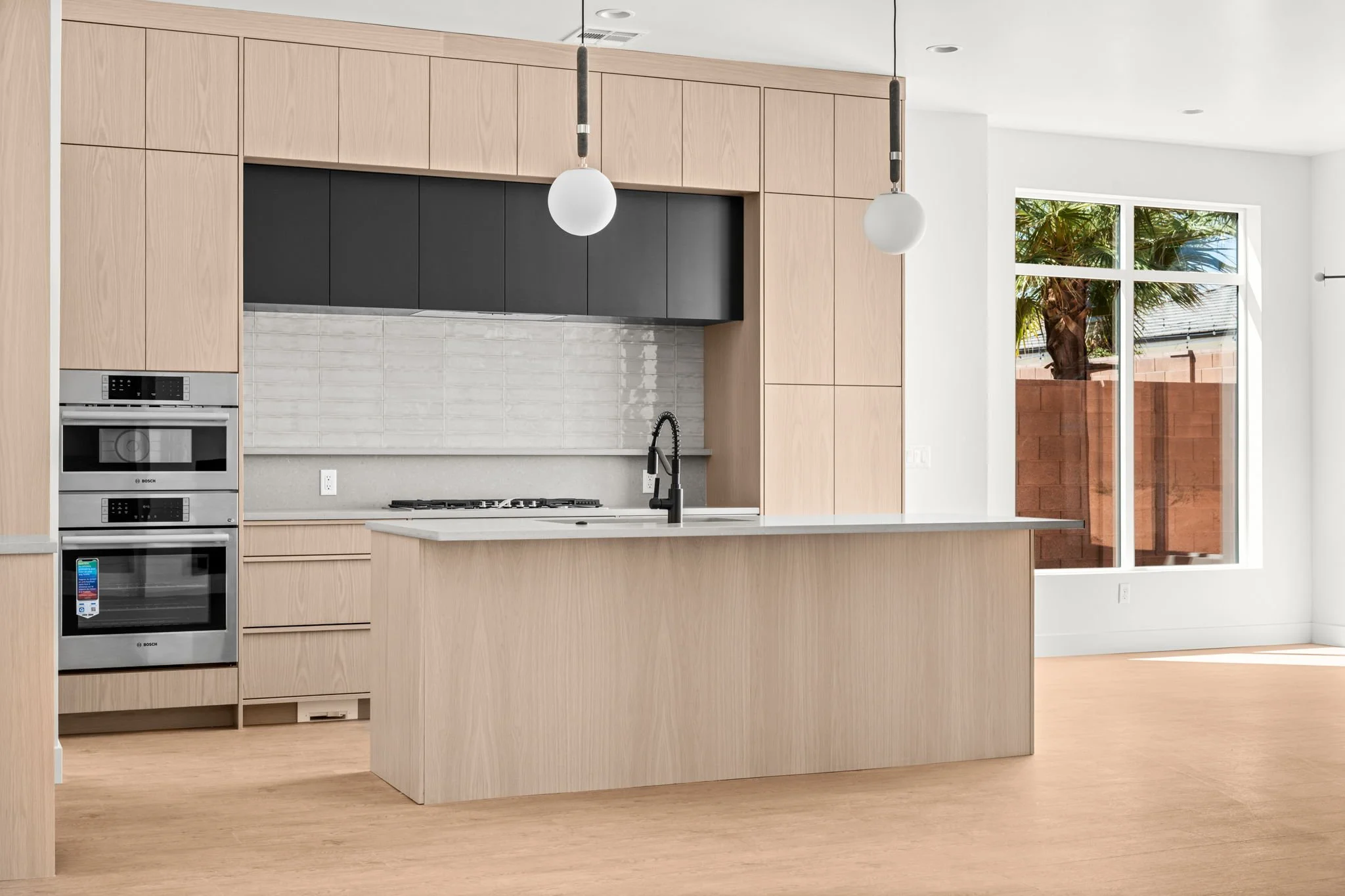 33-web-or-mls-2802 S 3600 W - www.aspencreativemedia.com - 30.jpg