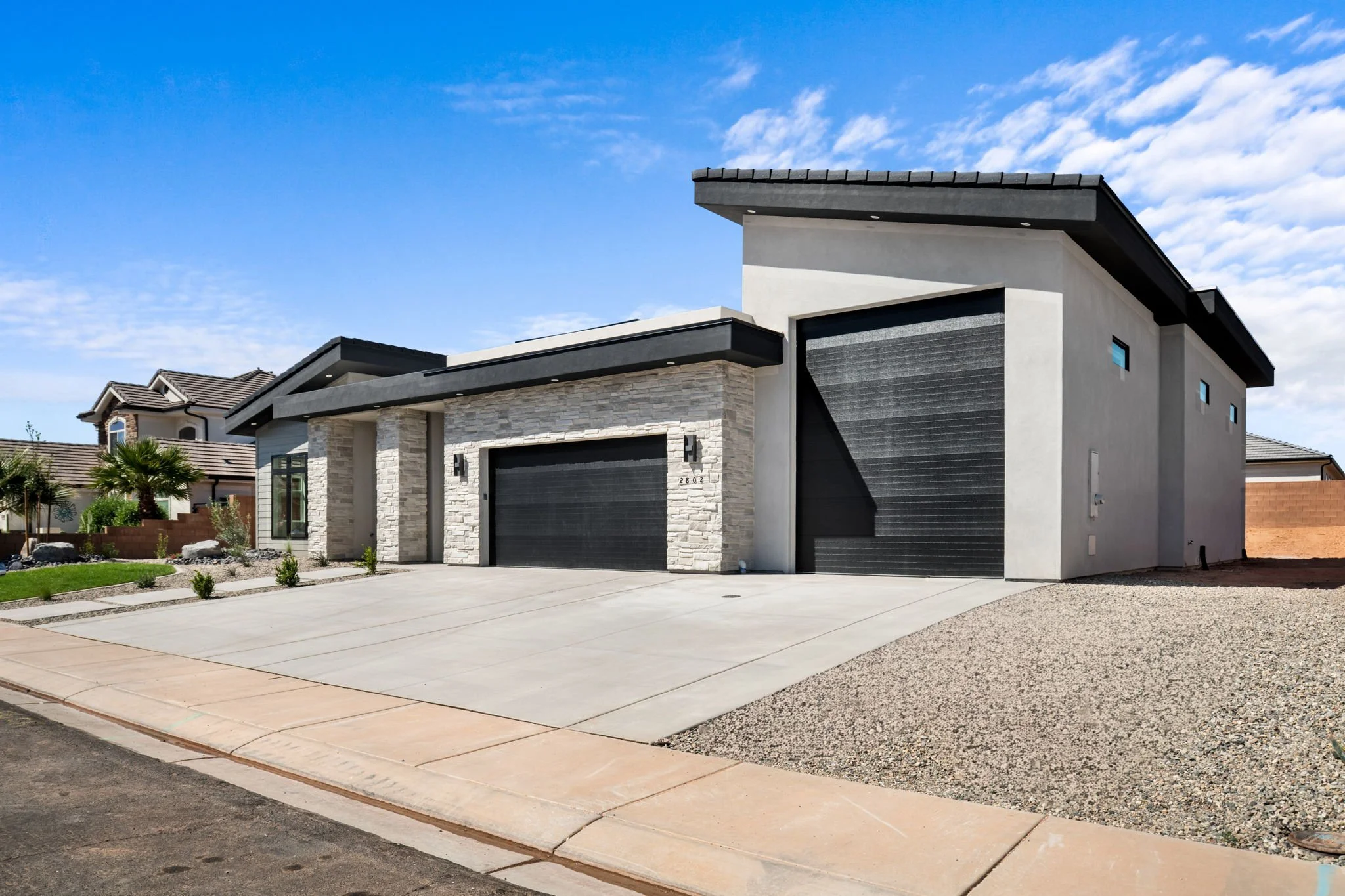 3-web-or-mls-2802 S 3600 W - www.aspencreativemedia.com - 37.jpg