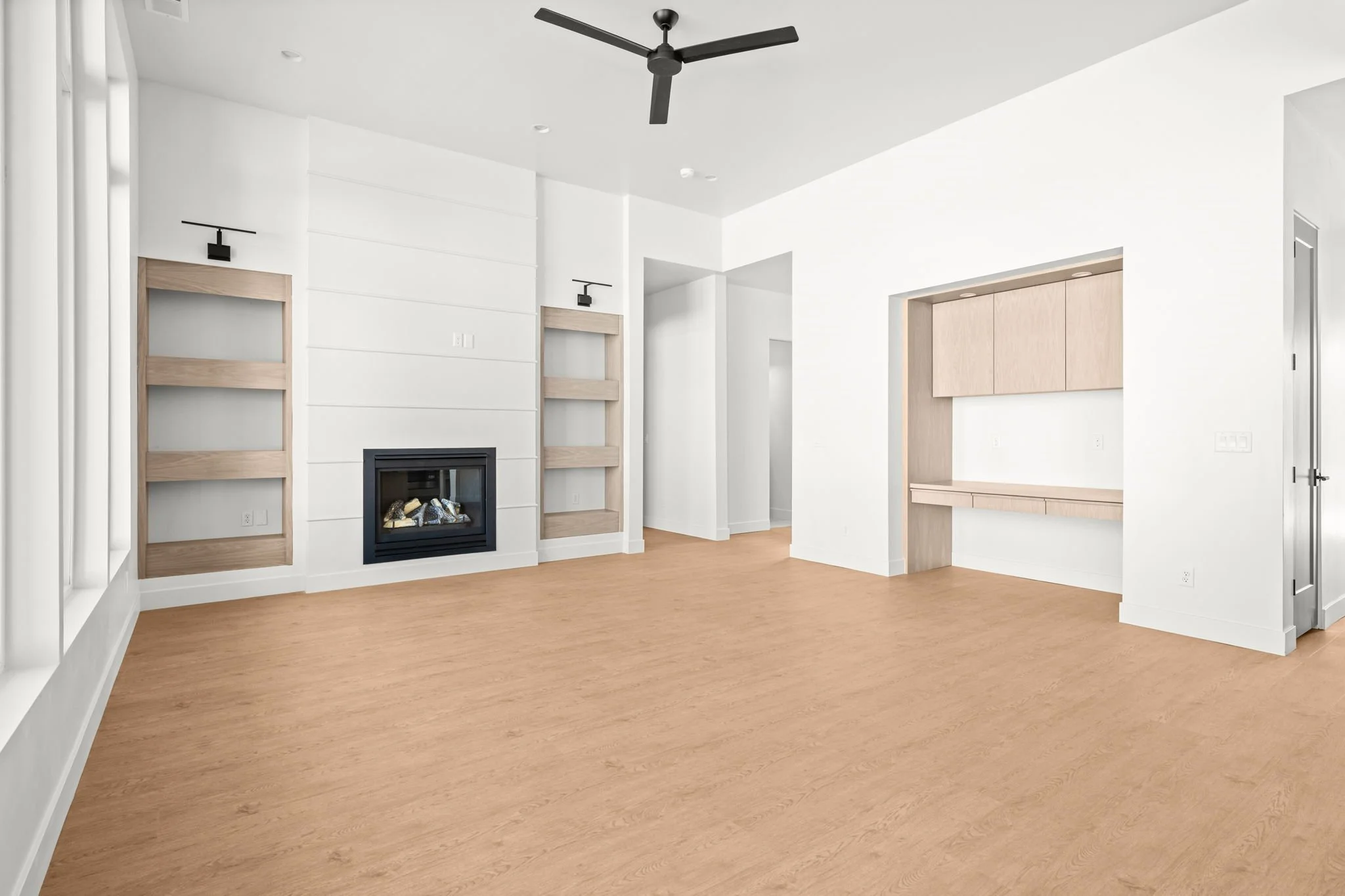 8-web-or-mls-2802 S 3600 W - www.aspencreativemedia.com - 2.jpg